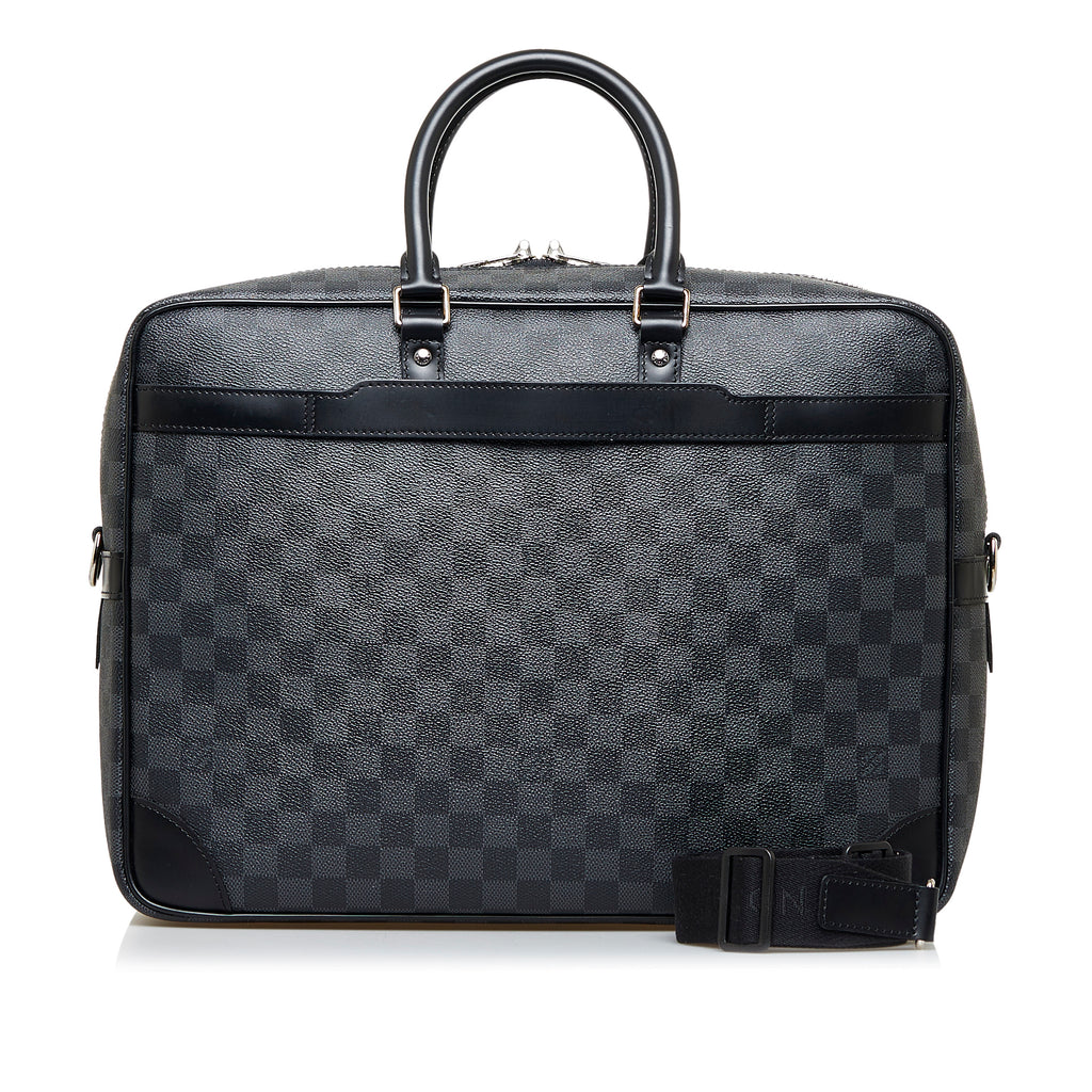 Louis Vuitton Porte-Documents Voyage PM (Damier Graphite Canvas), Luxury,  Bags & Wallets on Carousell