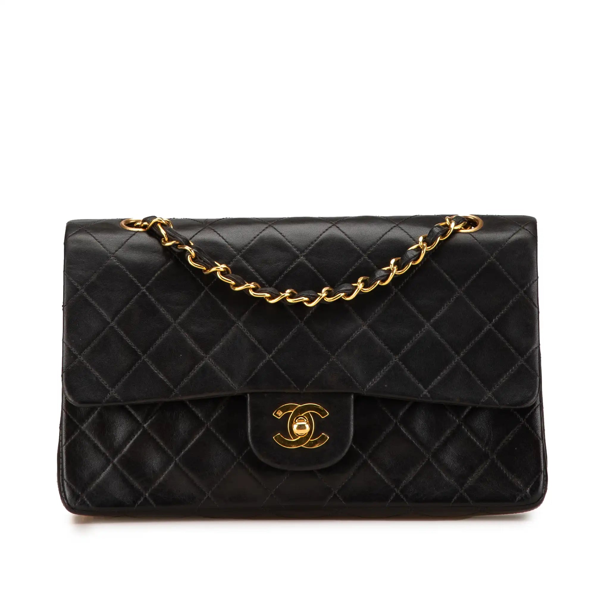 Das zeitlose Erbe: Chanel Classic Double Flap in Schwarz mit Golddetails