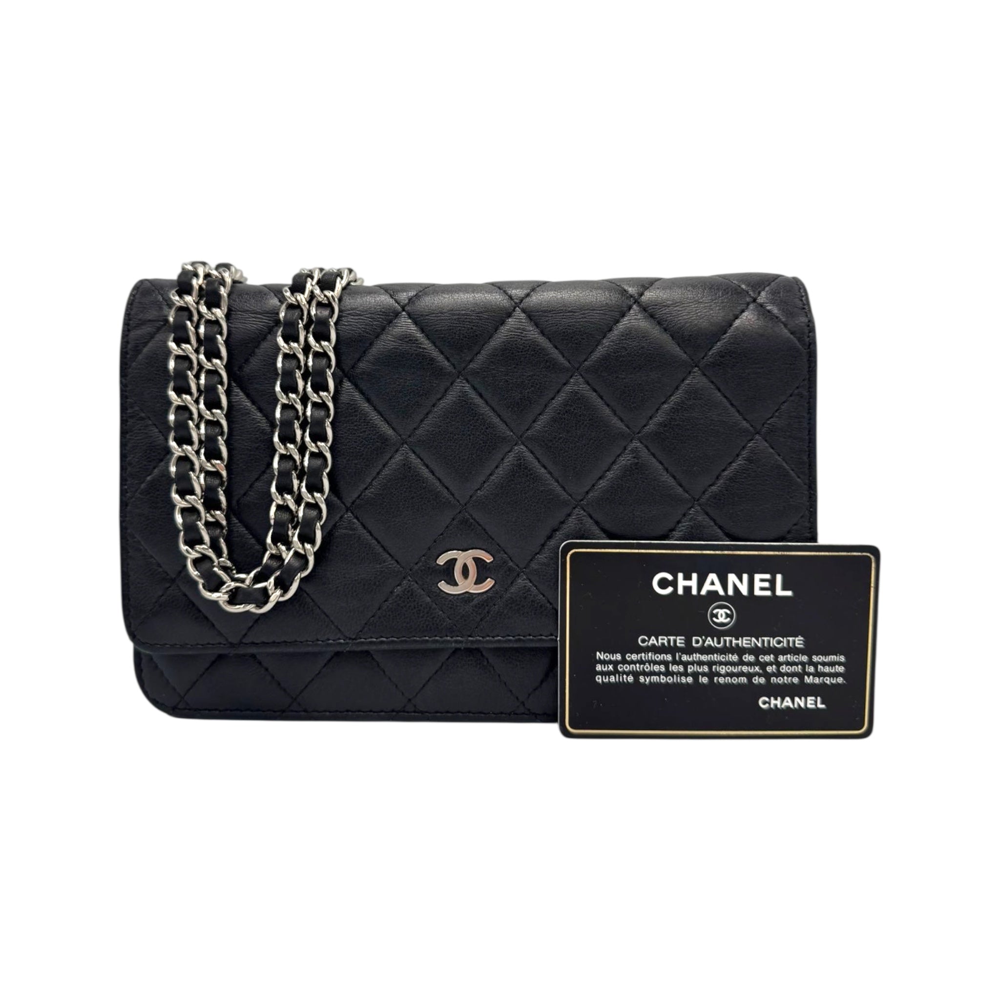 Die Legende der Chanel WoC: Coco Chanels Erbe in schwarzem Lambskin