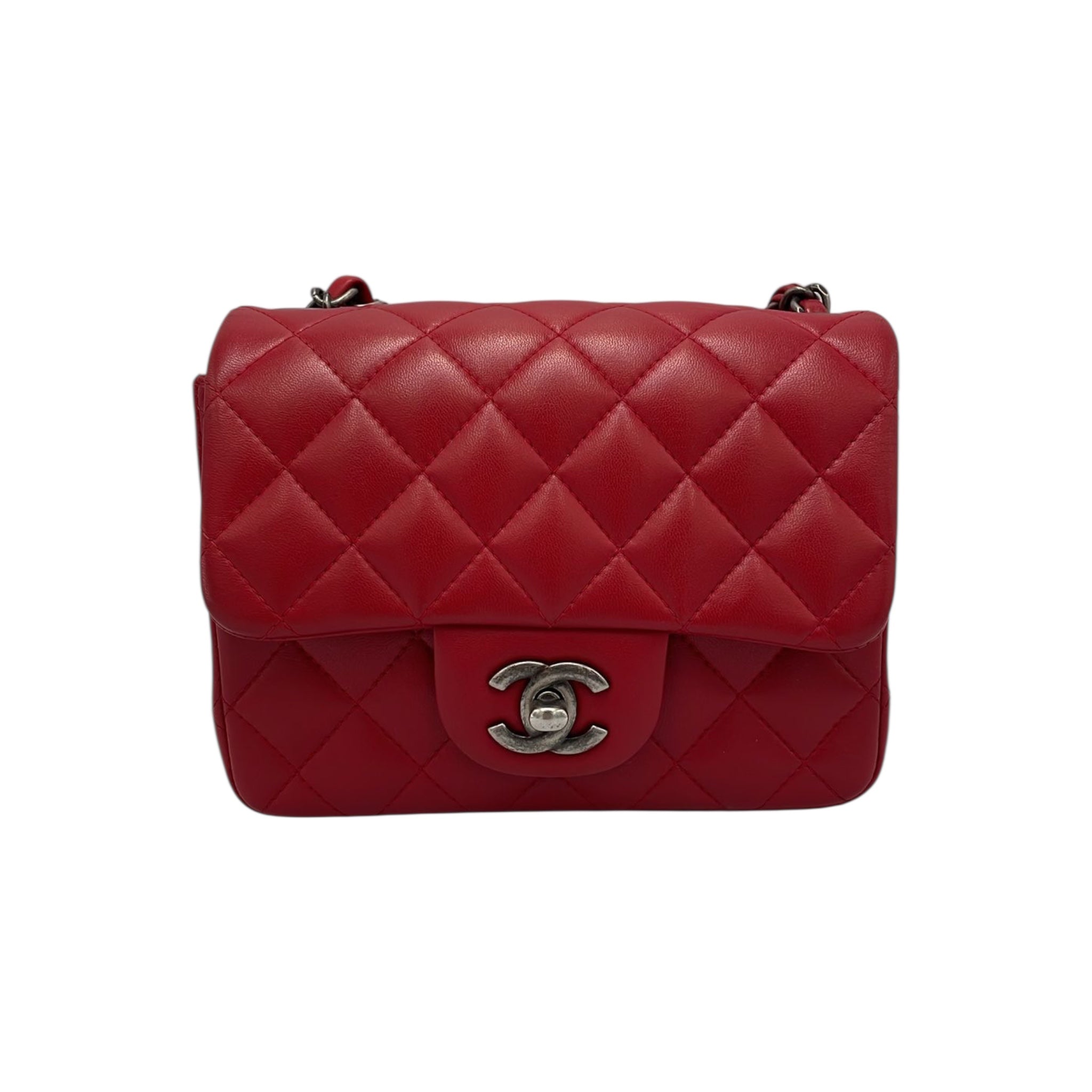 <h1>Die rote Revolution: Chanel Classic Mini Square – Coco's Erbe in flammendem Rot</h1>