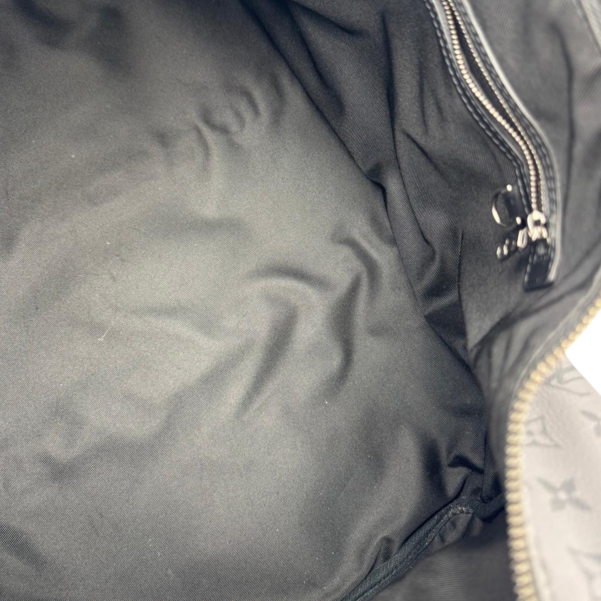 Louis Vuitton Keepall 50 Bandoulière Monogram Eclipse Canvas