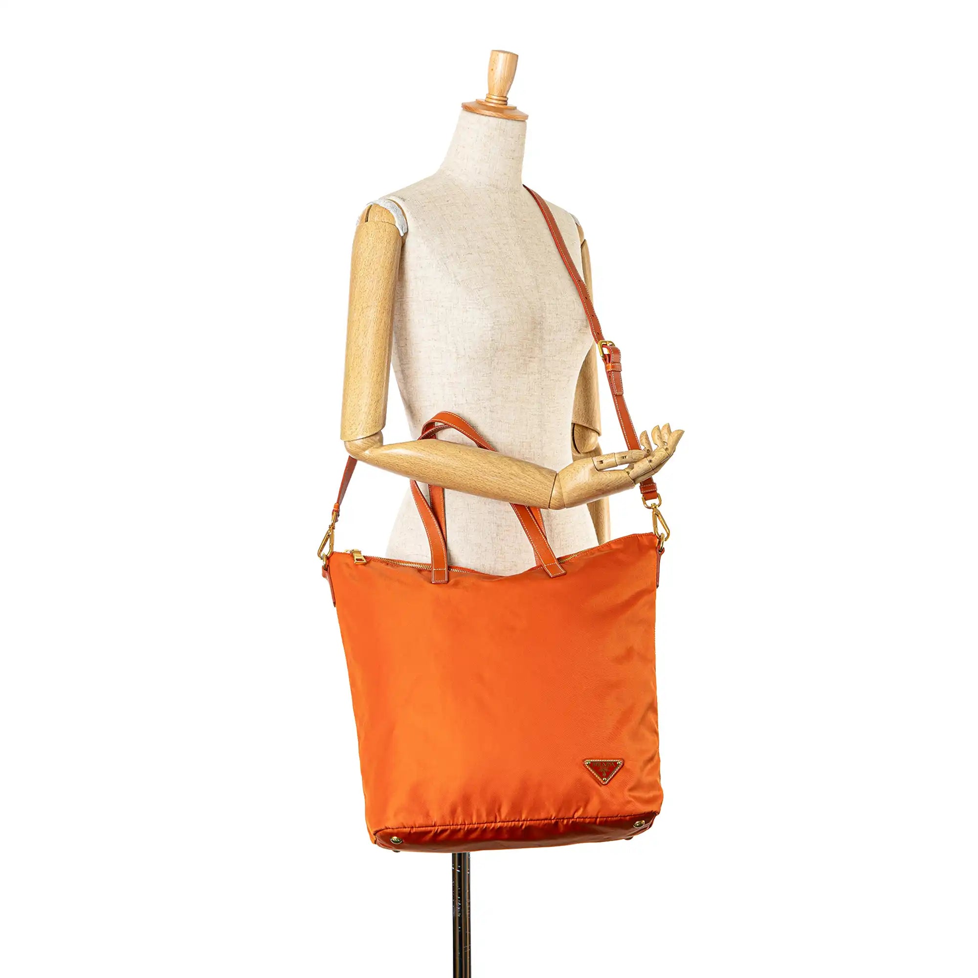 Prada Tessuto Tote Bag Toile en nylon orange