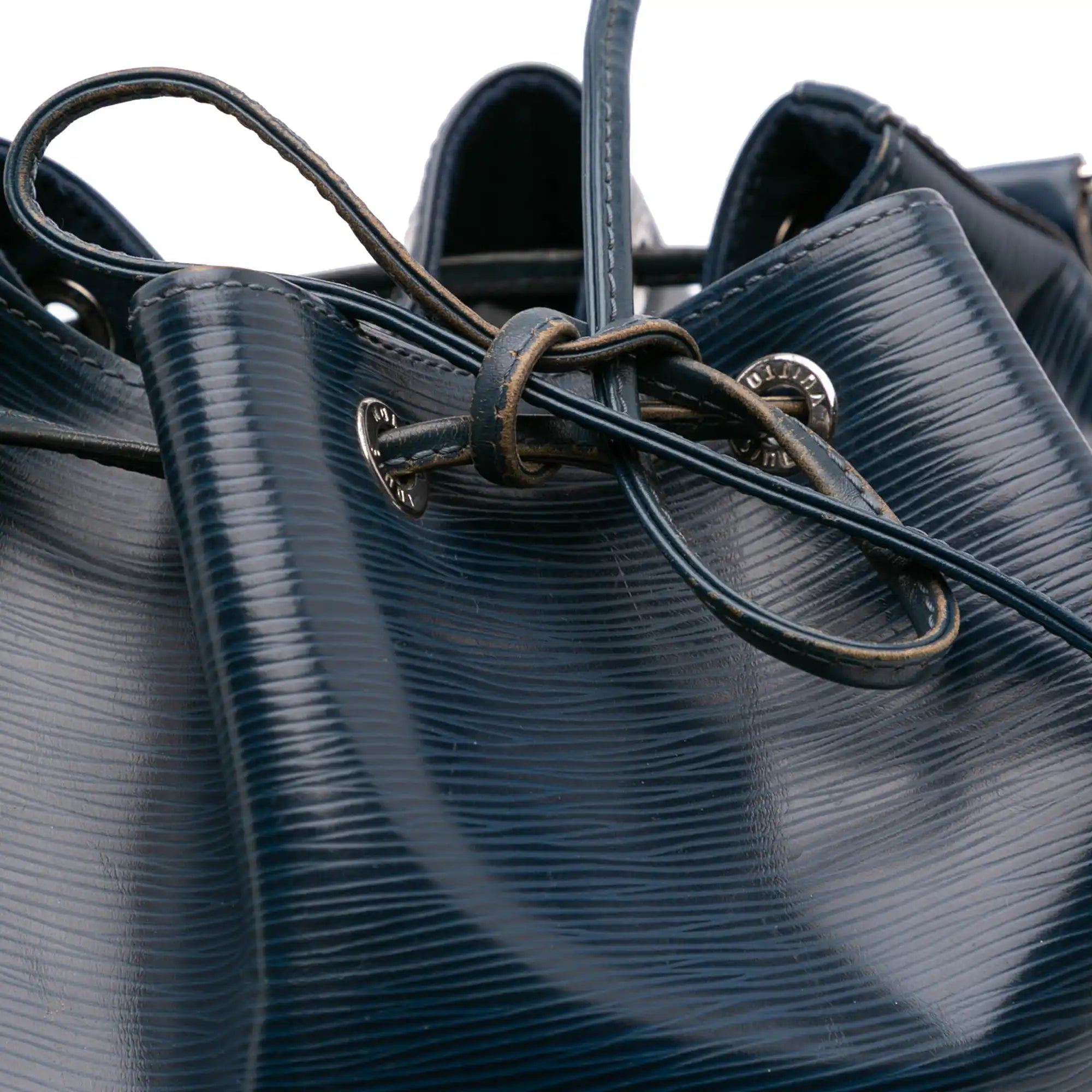 Louis Vuitton Petit Noé Blue Epi