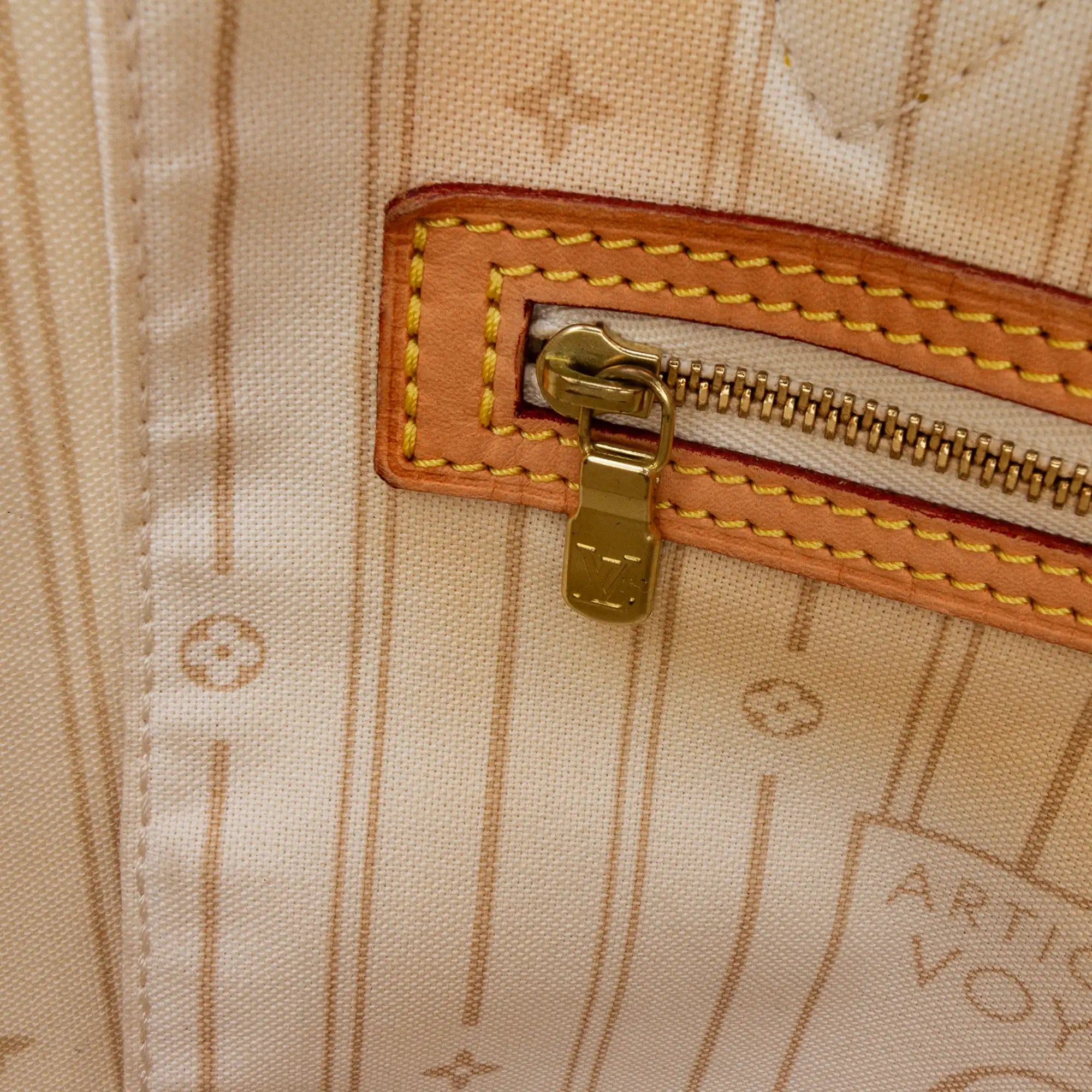 Louis Vuitton Neverfull GM Damier Azur Canvas