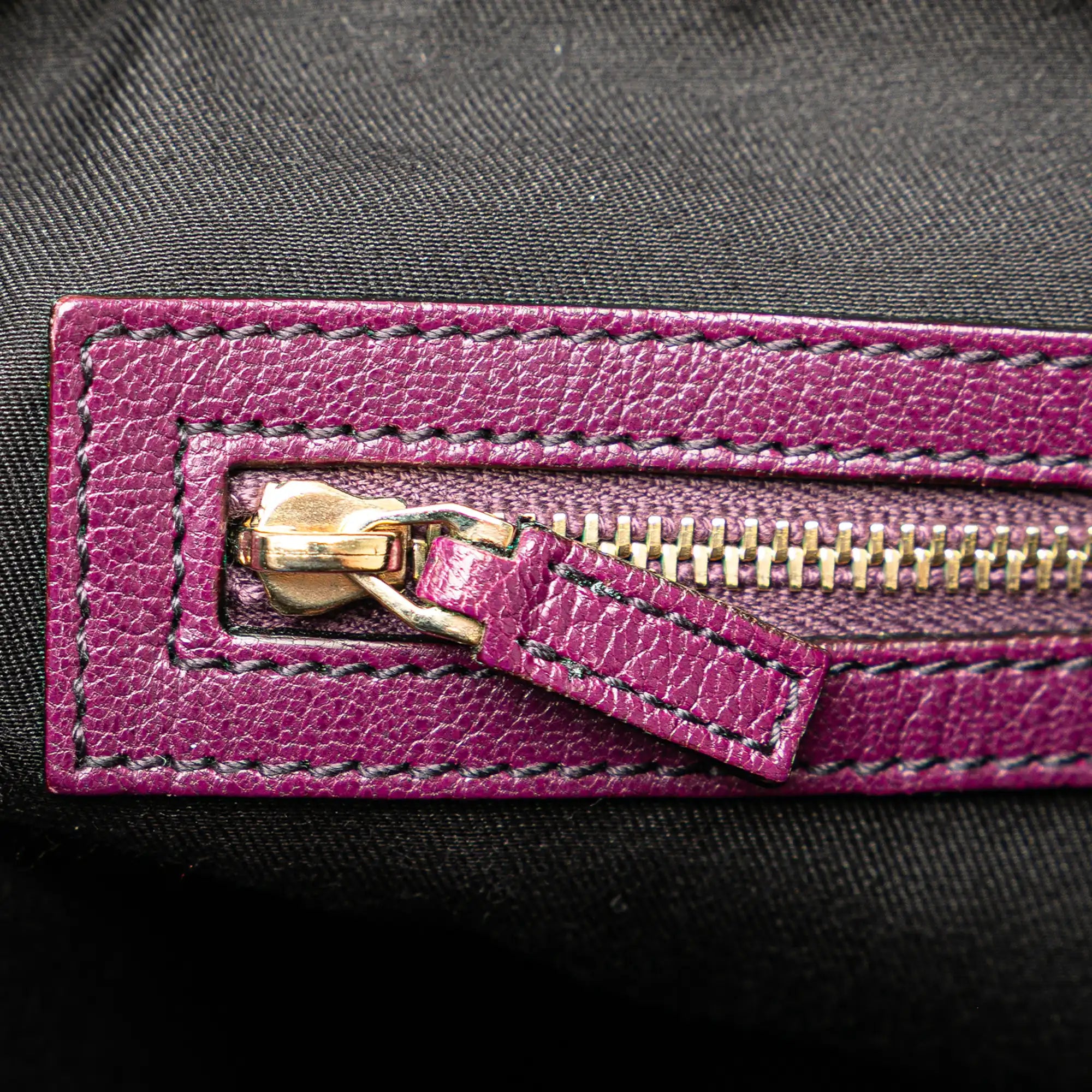 Gucci Blondie Interlocking G Hobo Purple Leather