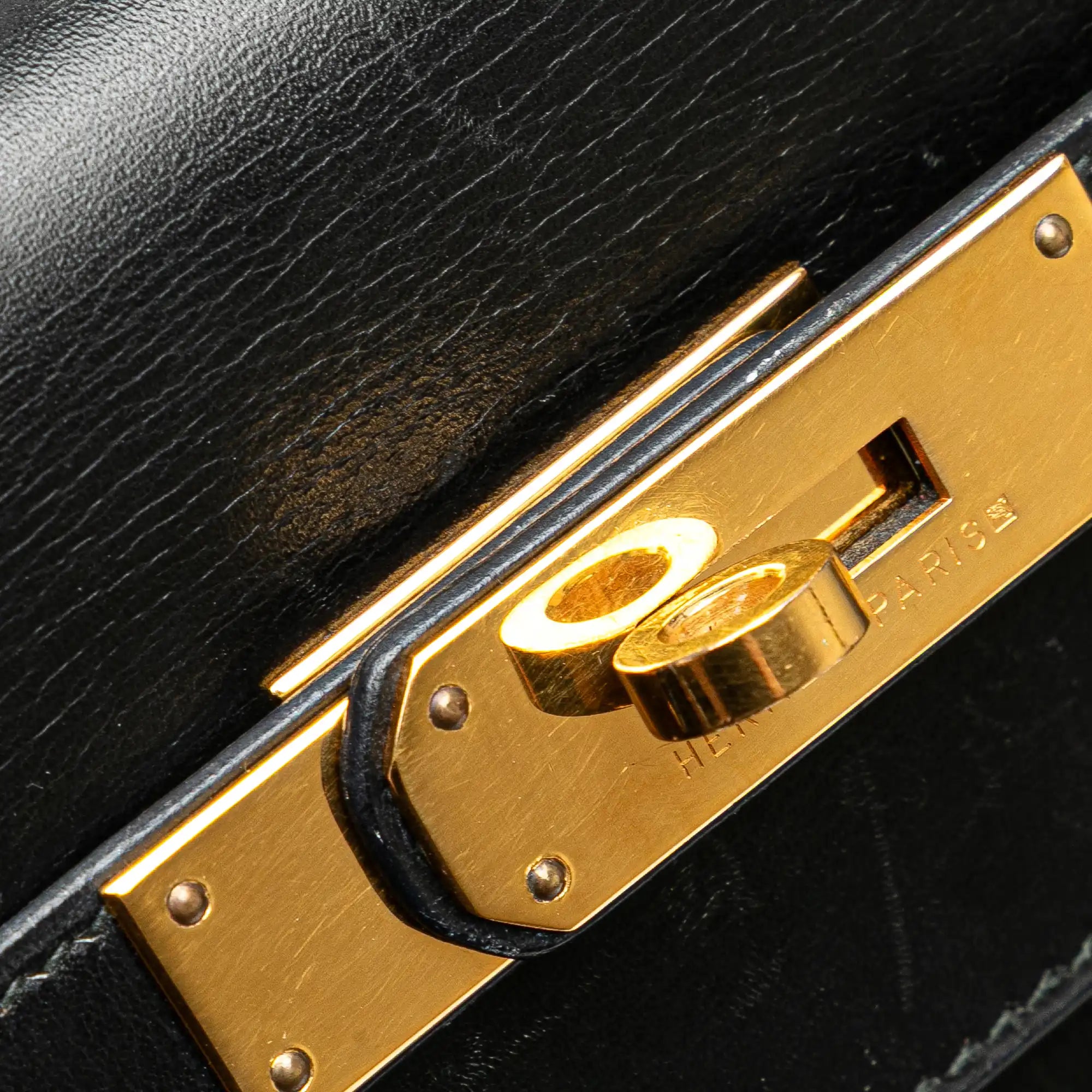 Hermès Kelly Sellier 32 Black Boxcalf Gold