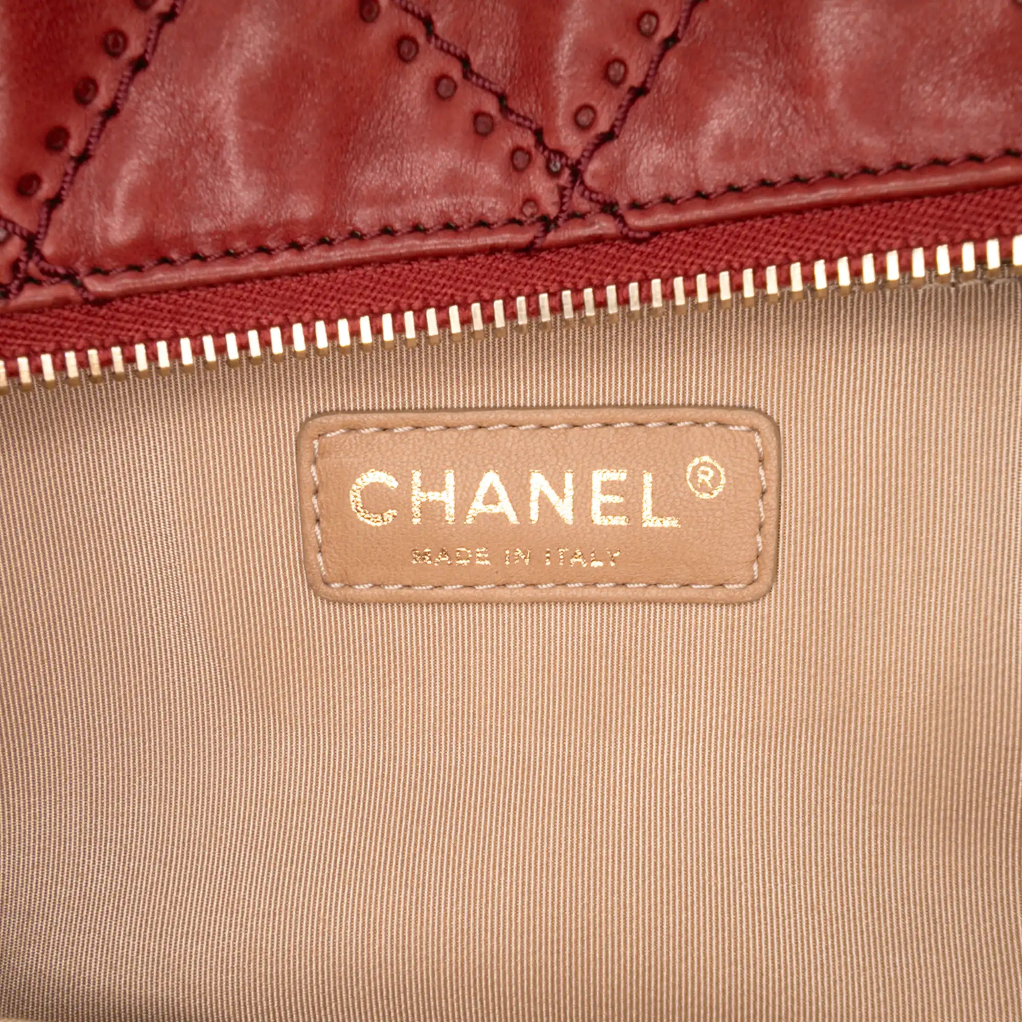 Chanel Ultimate Stitch Retro Chain Shoulder Flap Red Calfskin Gold