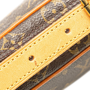 Louis Vuitton Croissant PM Monogram Canvas