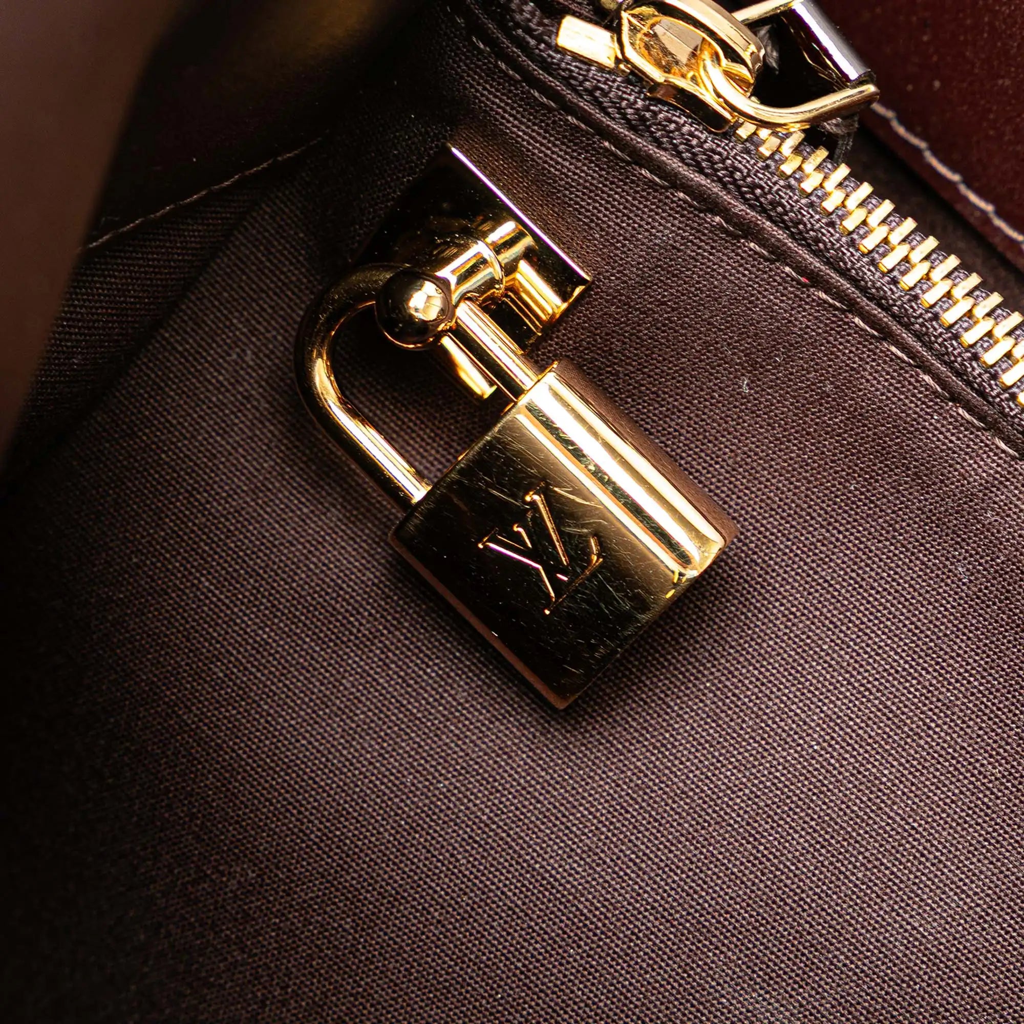 Louis Vuitton Montaigne MM Monogram Vernis