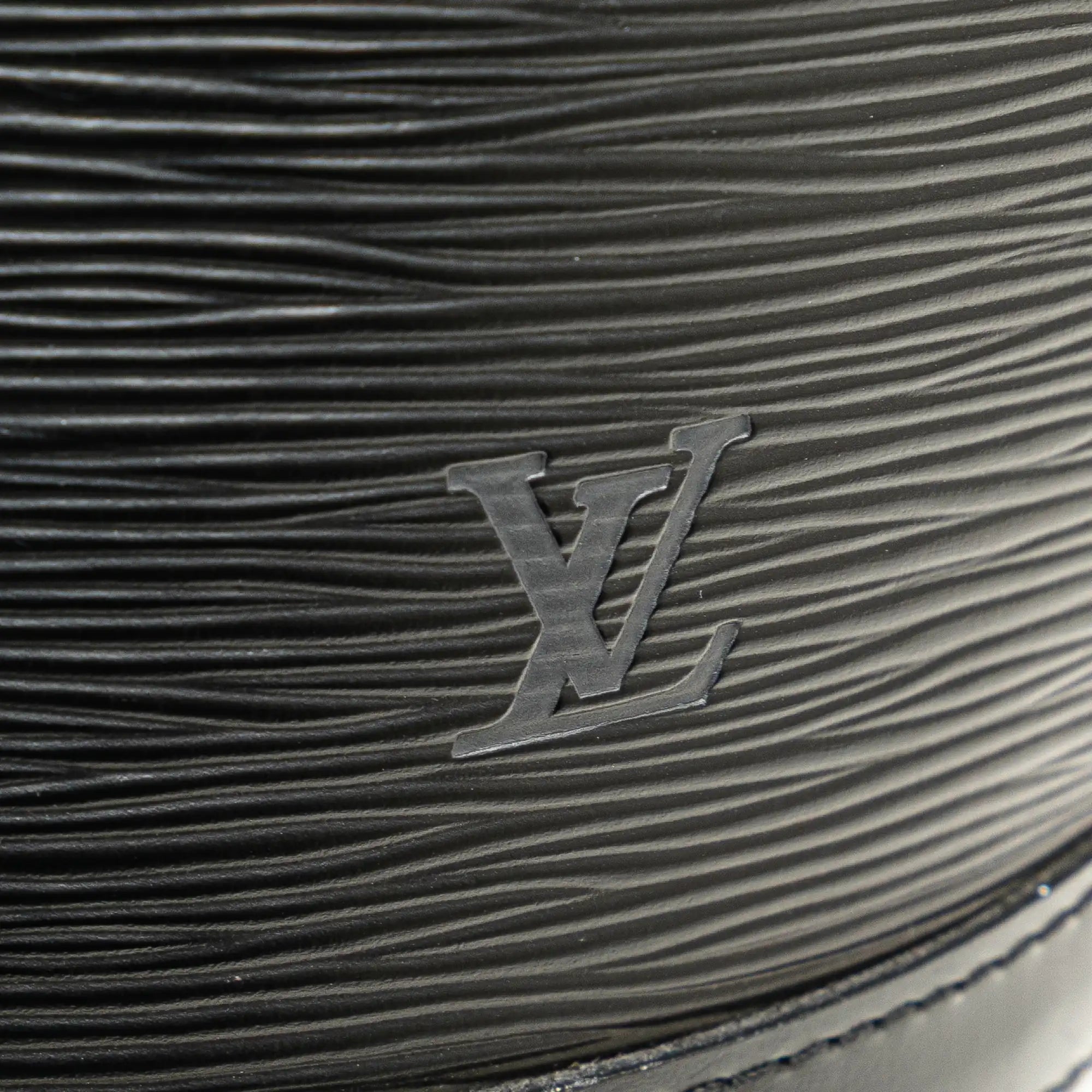 Louis Vuitton Cluny Black Epi