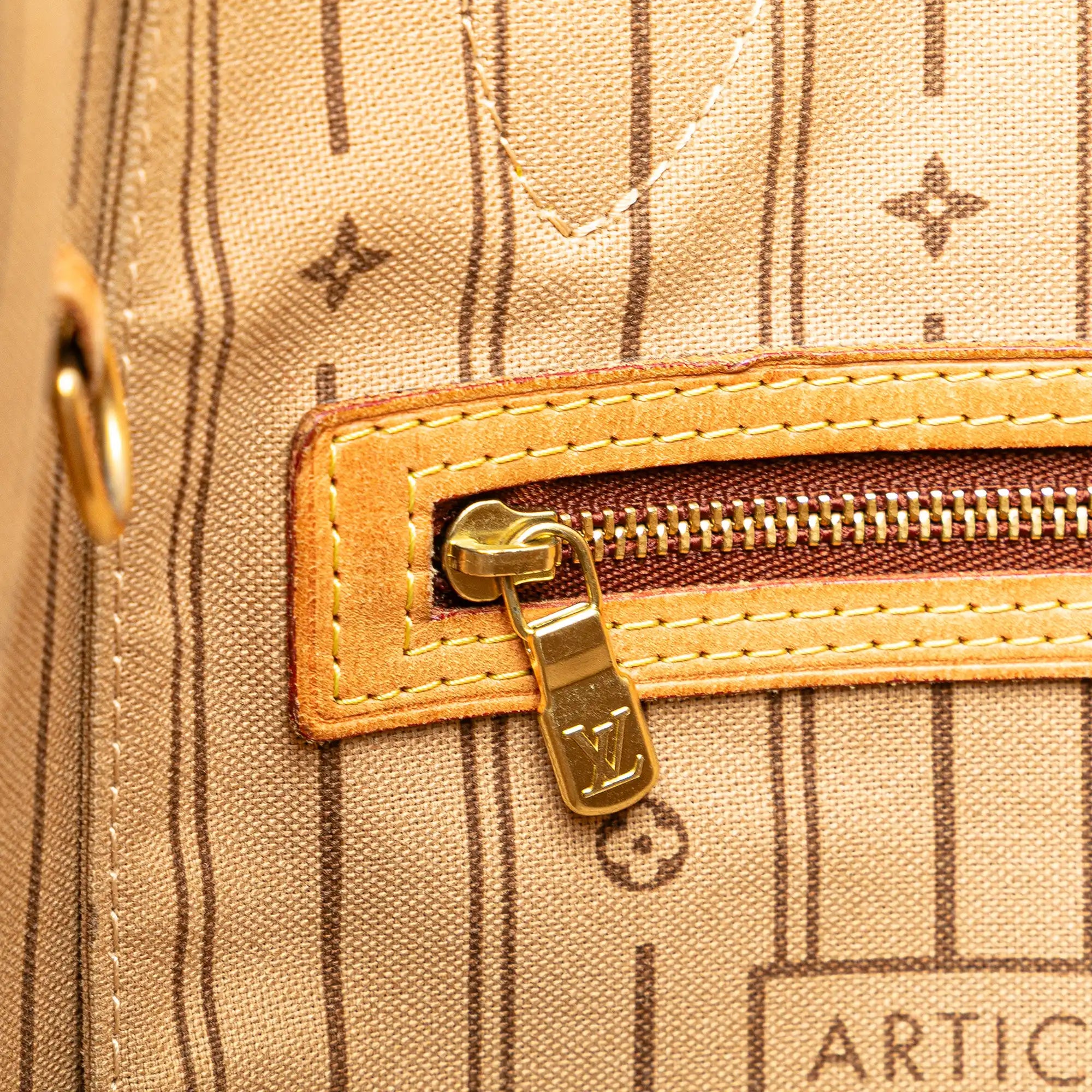Louis Vuitton Neverfull MM Monogram Canvas