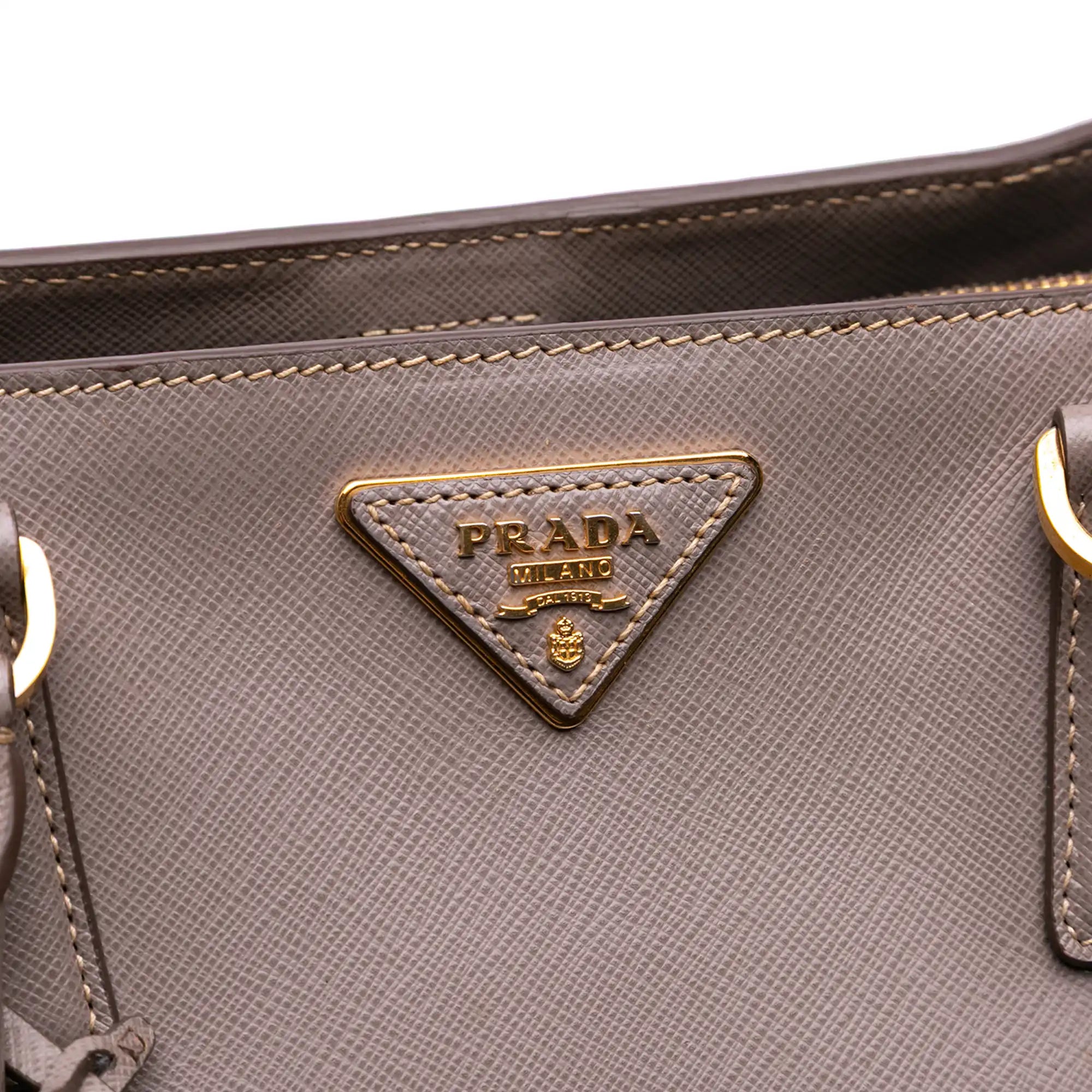 Prada Galleria Small Beige Saffiano