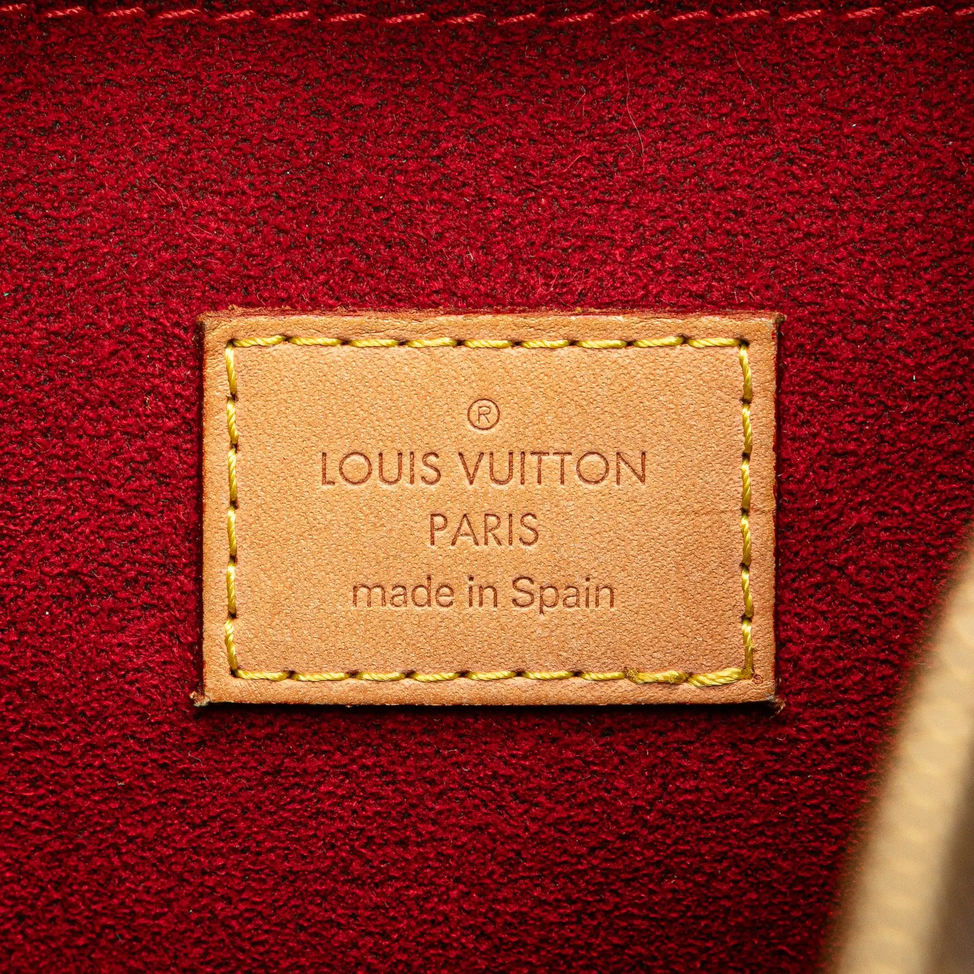 Louis Vuitton Croissant GM Monogram Canvas