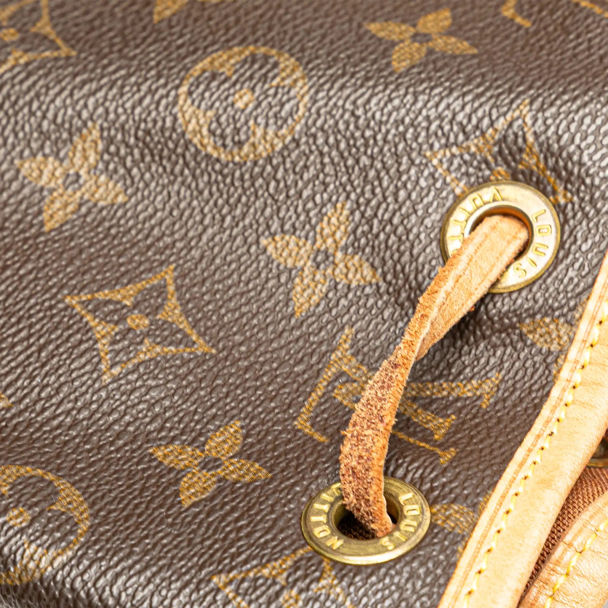 Louis Vuitton Montsouris MM Monogram Canvas
