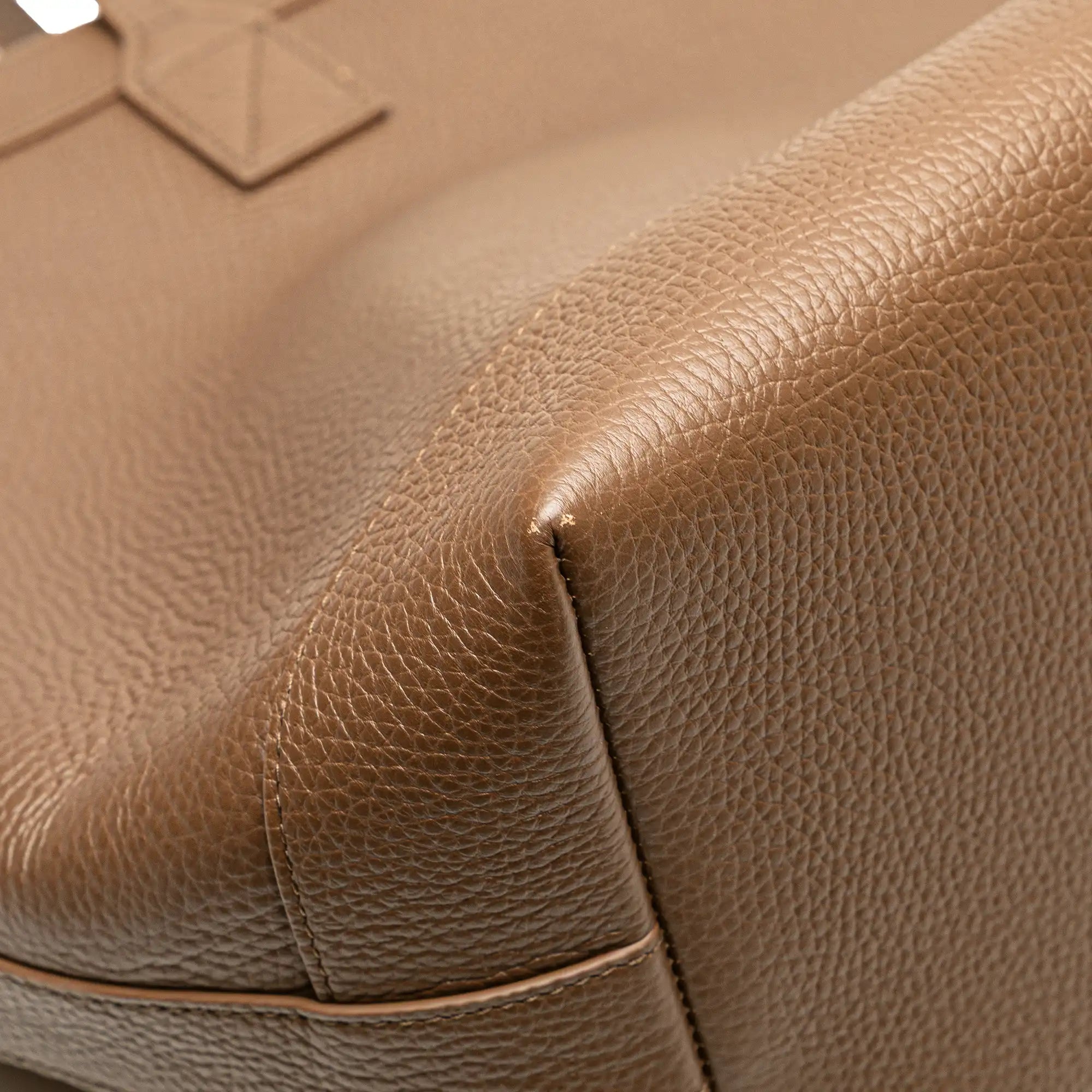 Burberry London Tote Medium Grained Calfskin