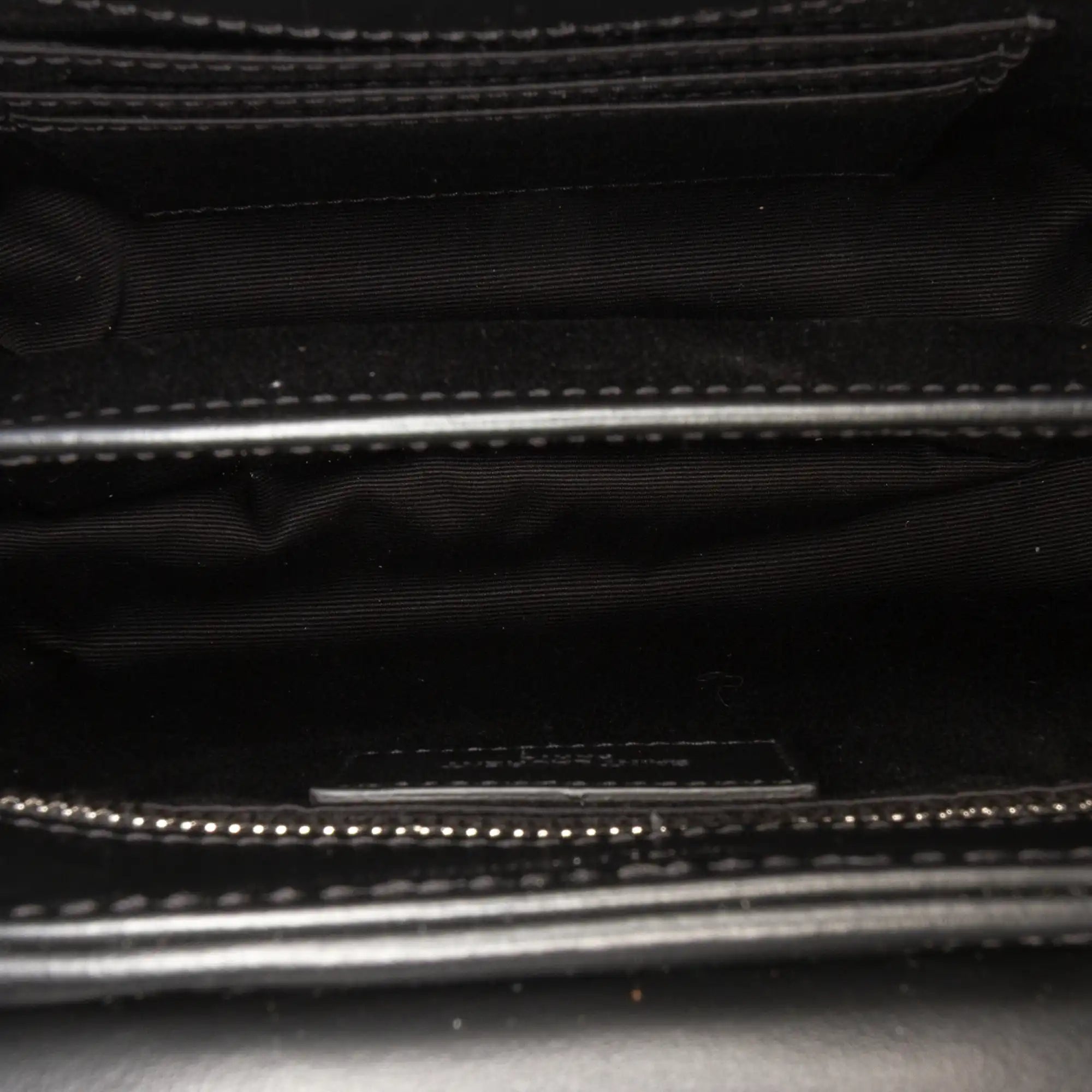 Yves Saint Laurent LouLou Toy Black