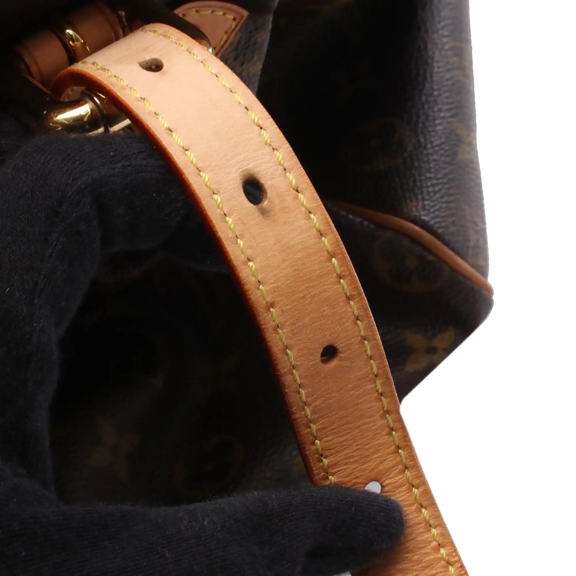 Louis Vuitton Tivoli GM Monogram Canvas