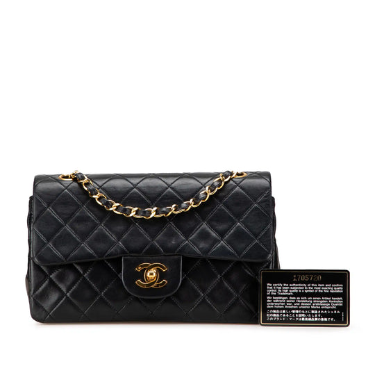 Chanel Classic doppia patta piccola pelle di agnello nera dorata