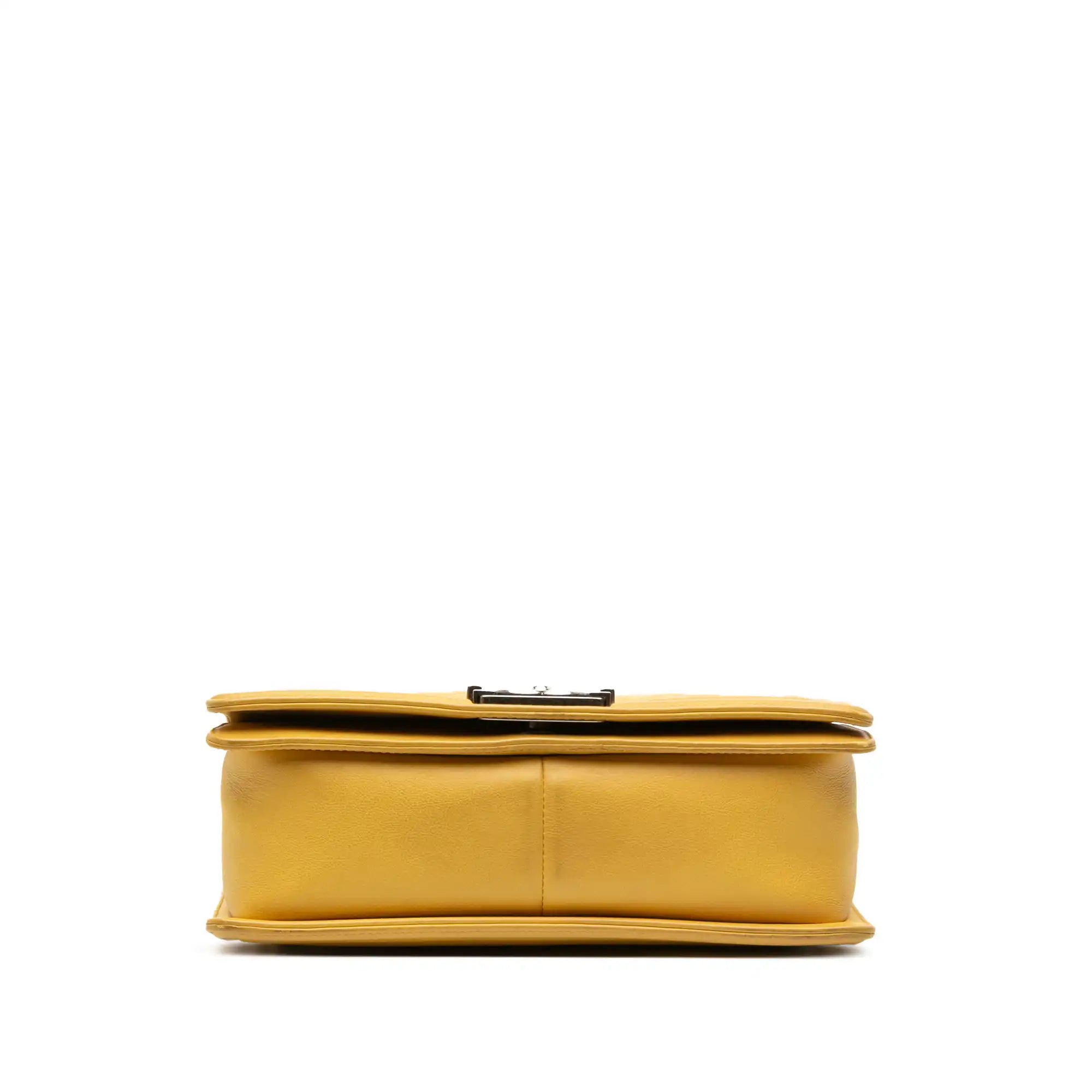 Chanel Boy Medium Yellow Calfskin Ruthenium