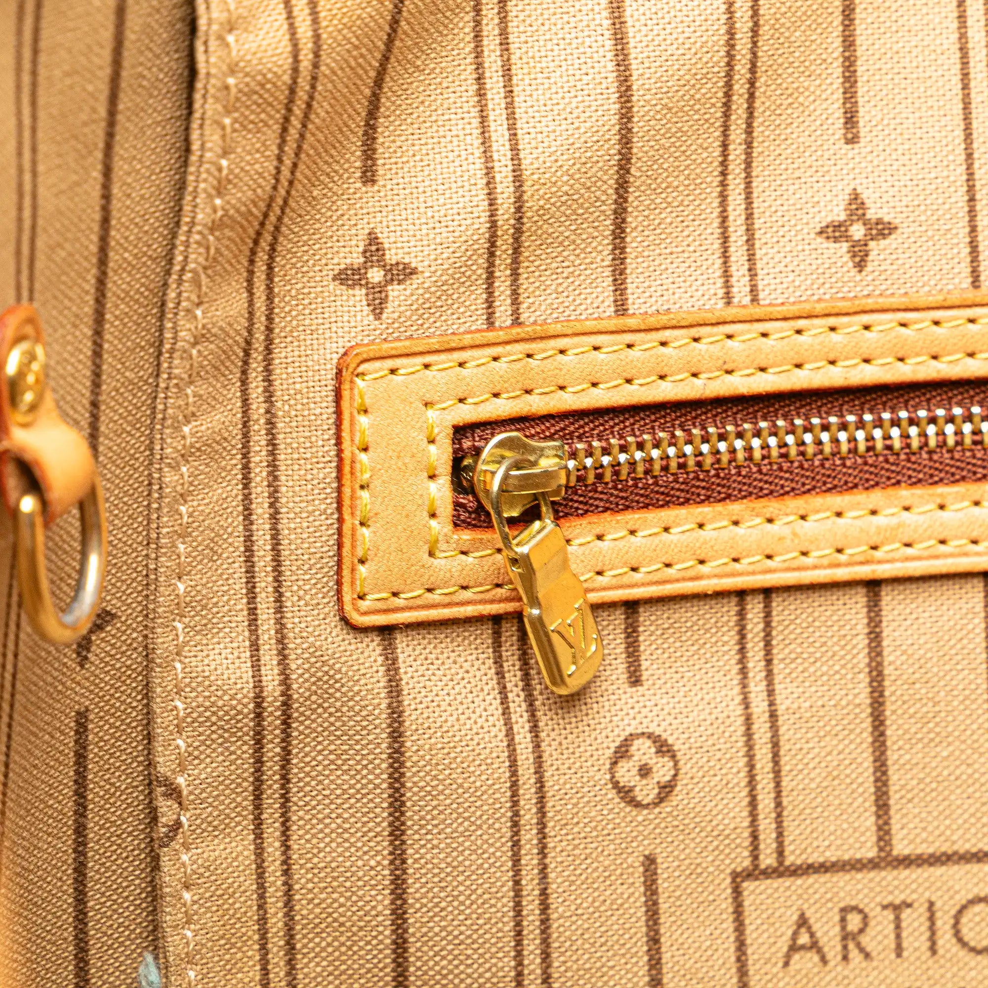 Louis Vuitton Neverfull MM Monogram Canvas