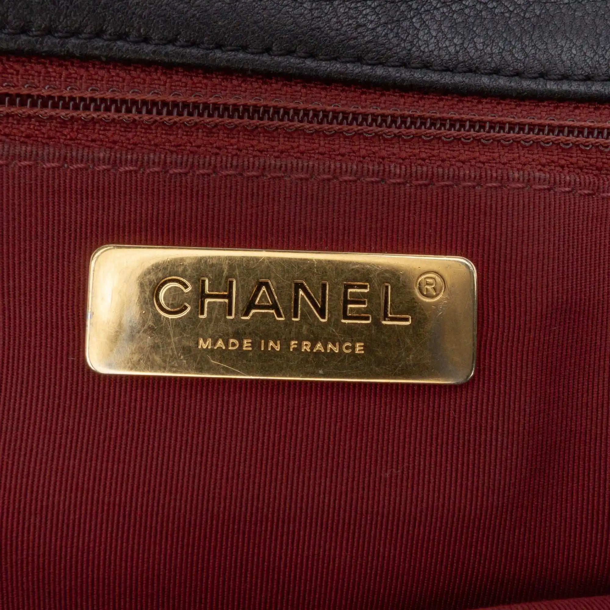 Chanel 19 Flap Large Black Lambskin Gold Ruthenium
