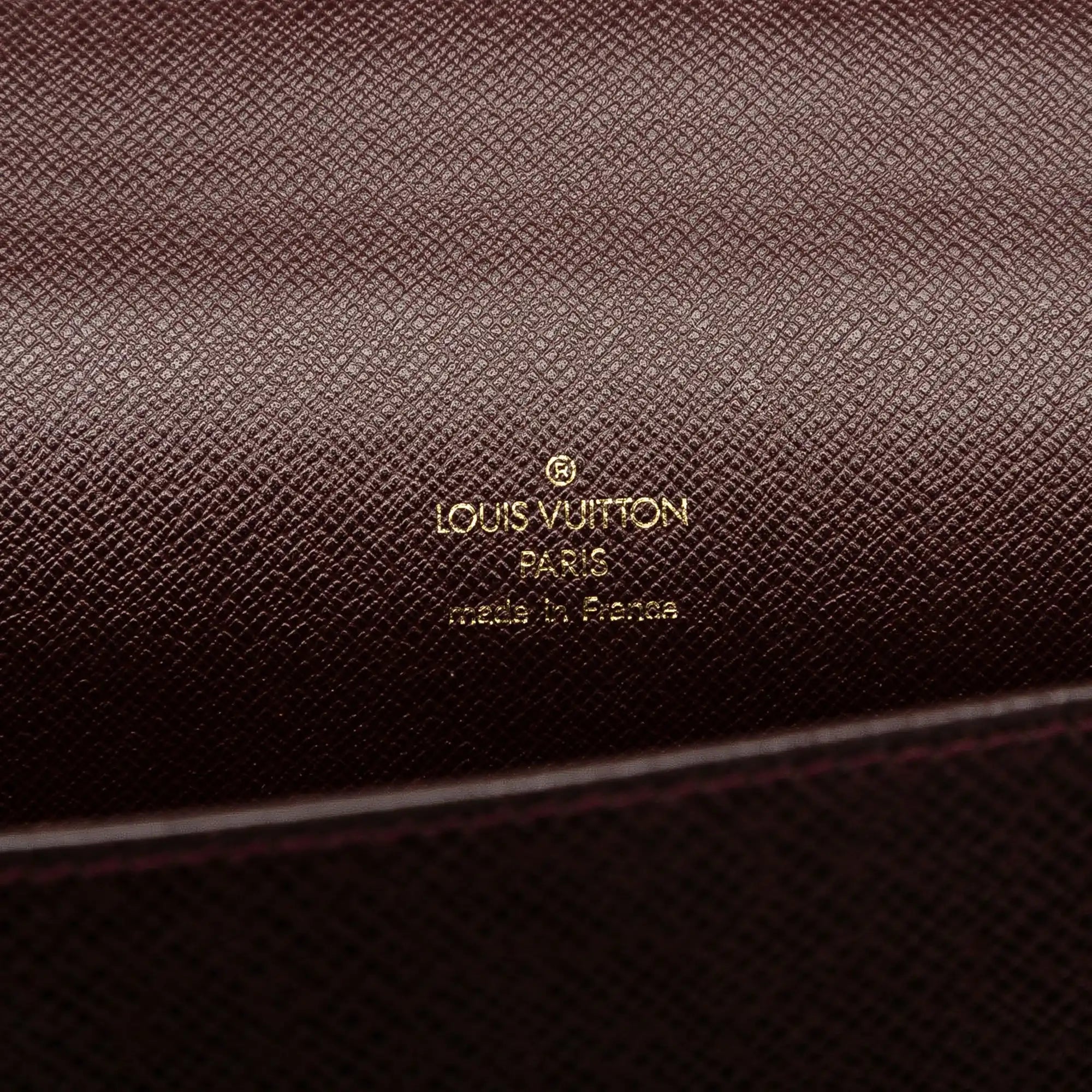 Louis Vuitton Porte-Documents Angara Brown Taiga