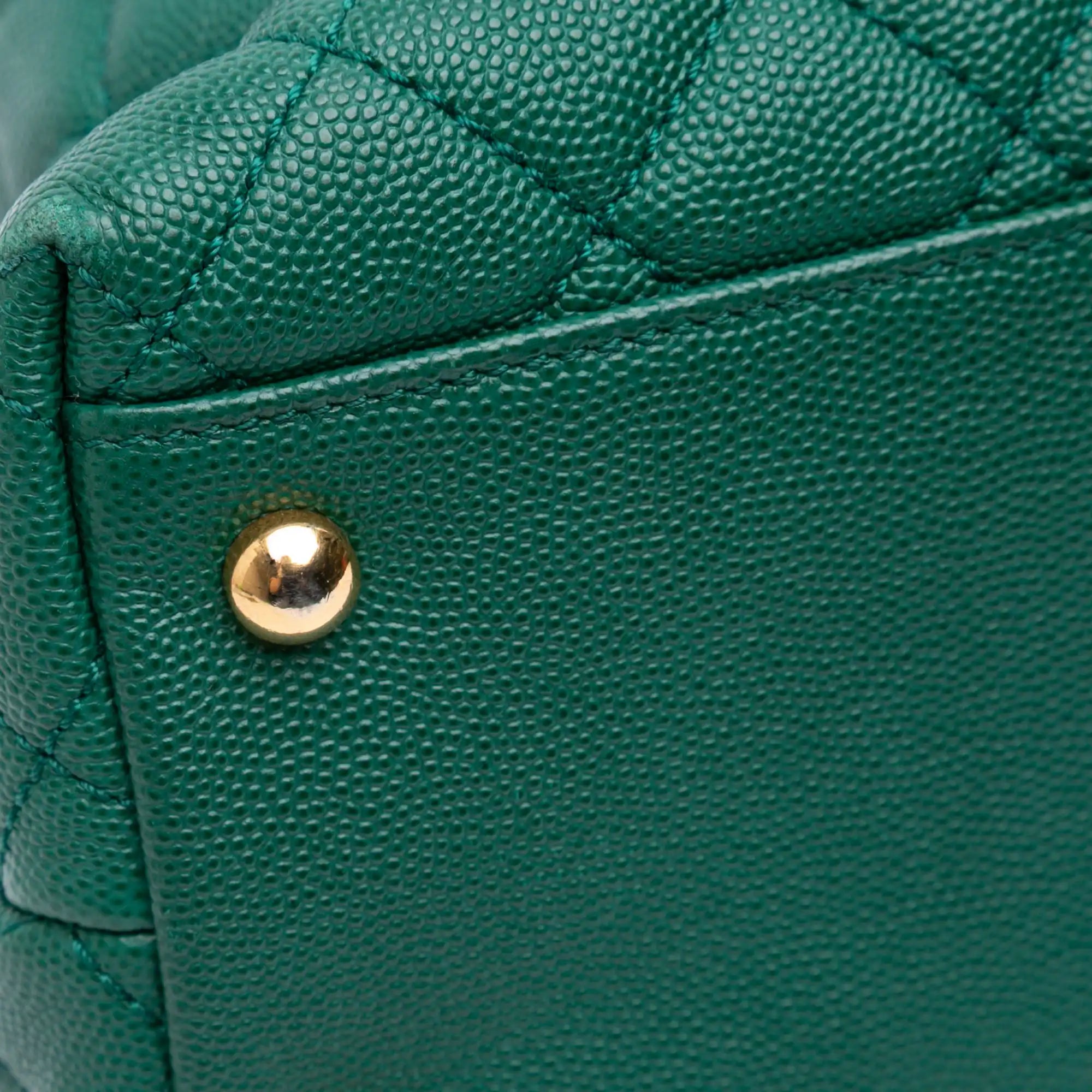 Chanel Coco Handle Flap Bag Medium Green Caviar Aged Gold