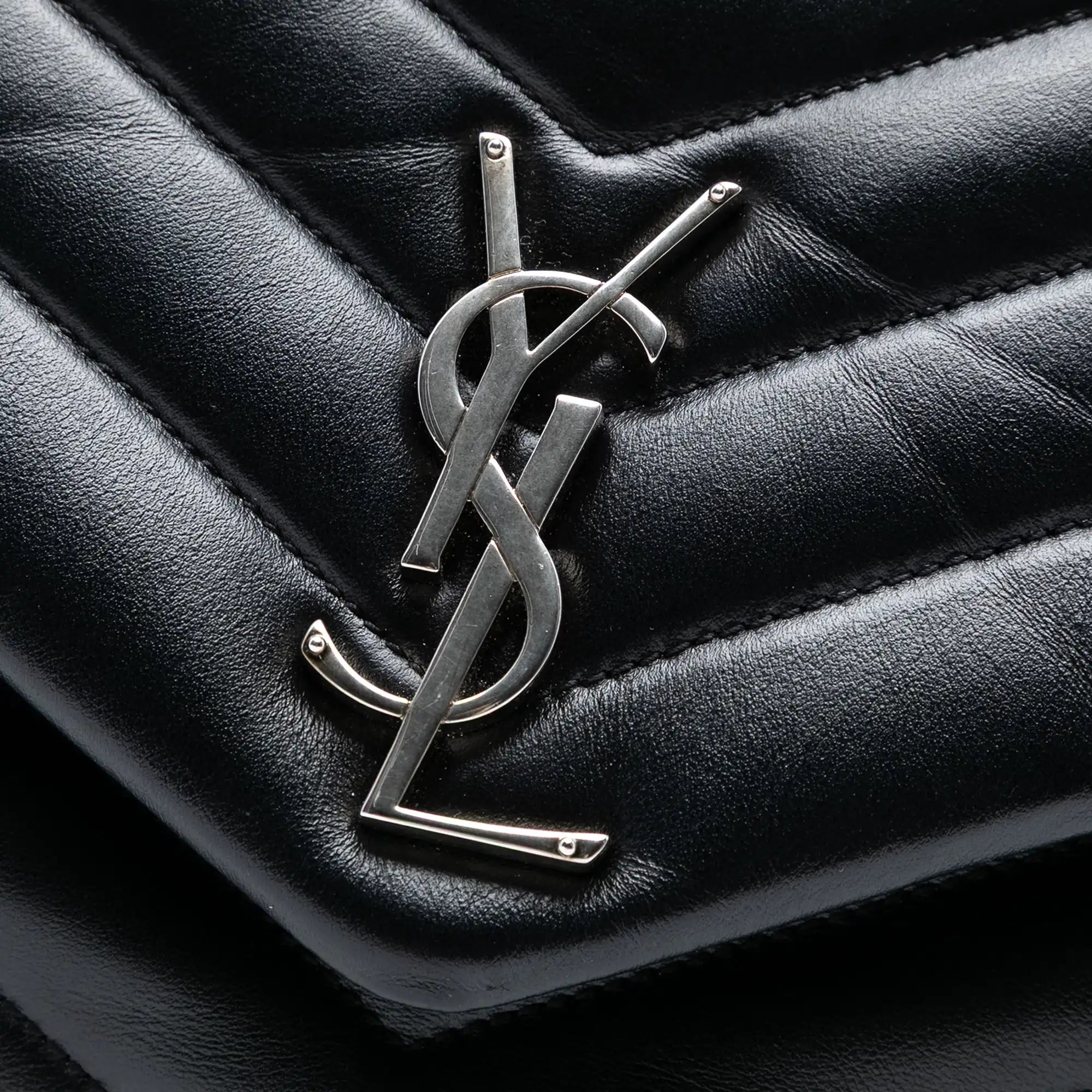 Yves Saint Laurent LouLou Medium Black Silver