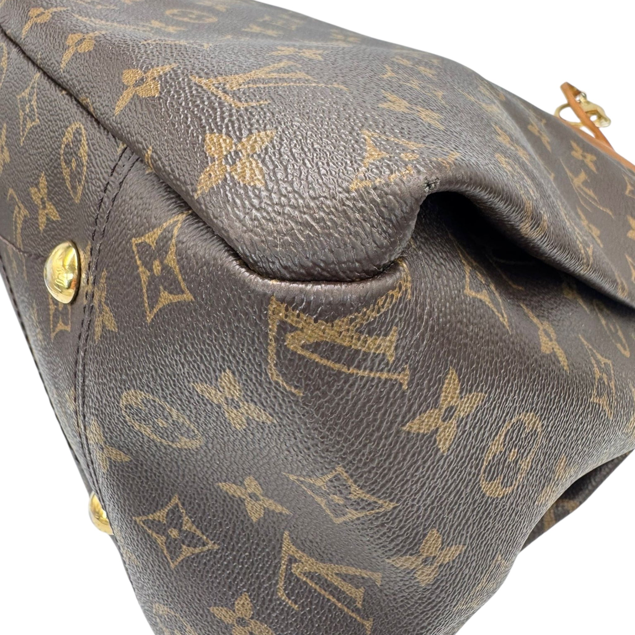 Louis Vuitton Artsy MM Monogram Canvas