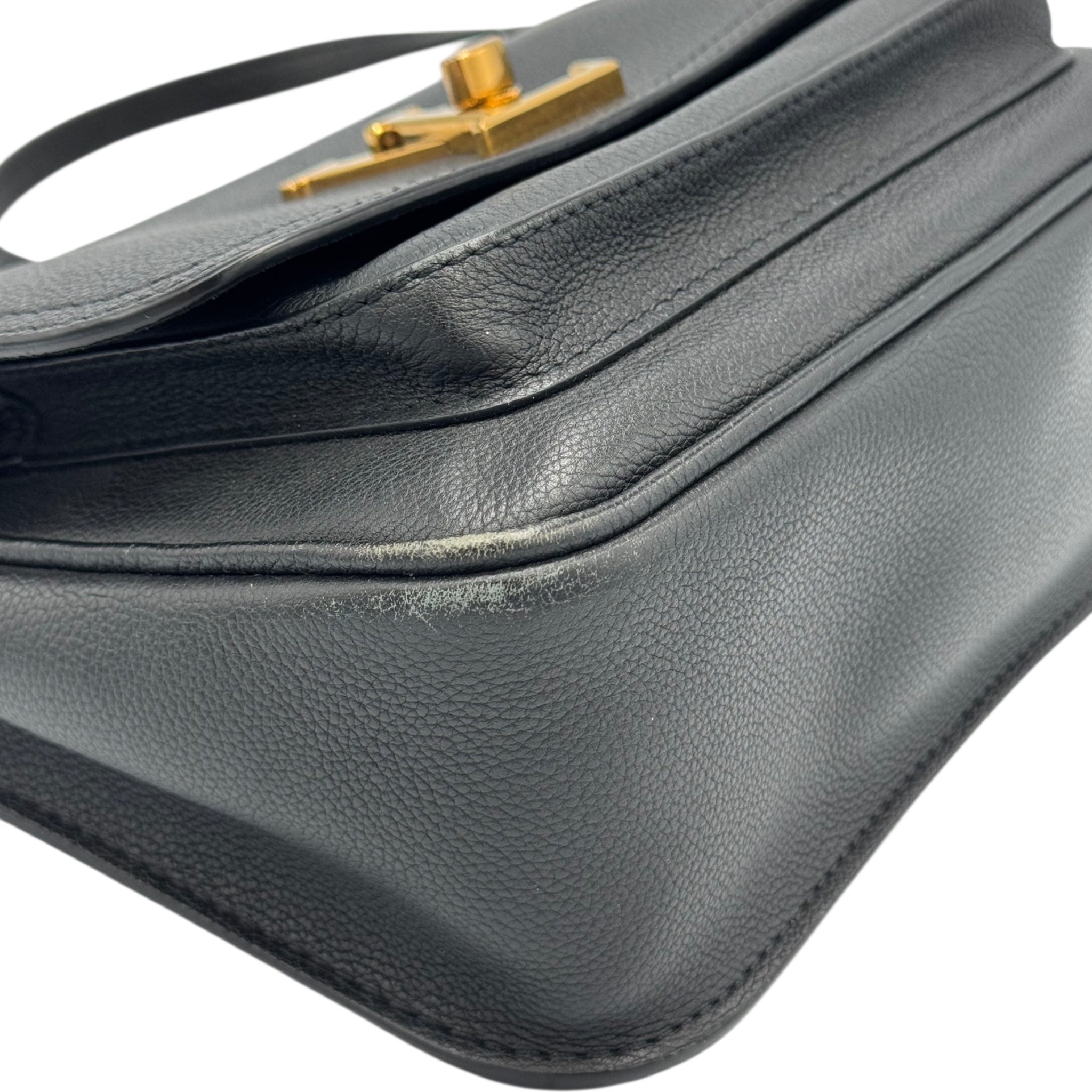 Louis Vuitton Lockme II Black