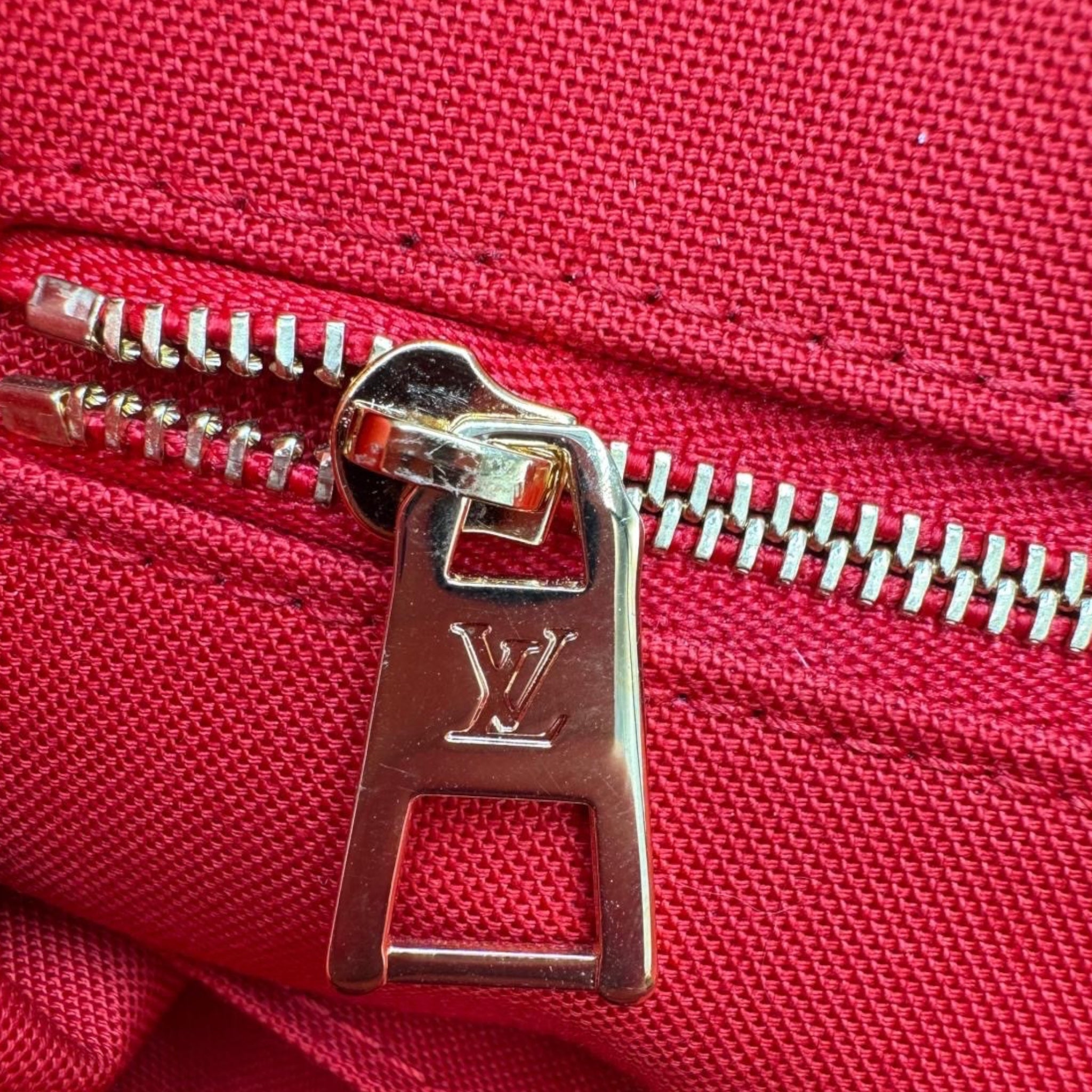 Louis Vuitton Onthego GM Giant Monogram Canvas