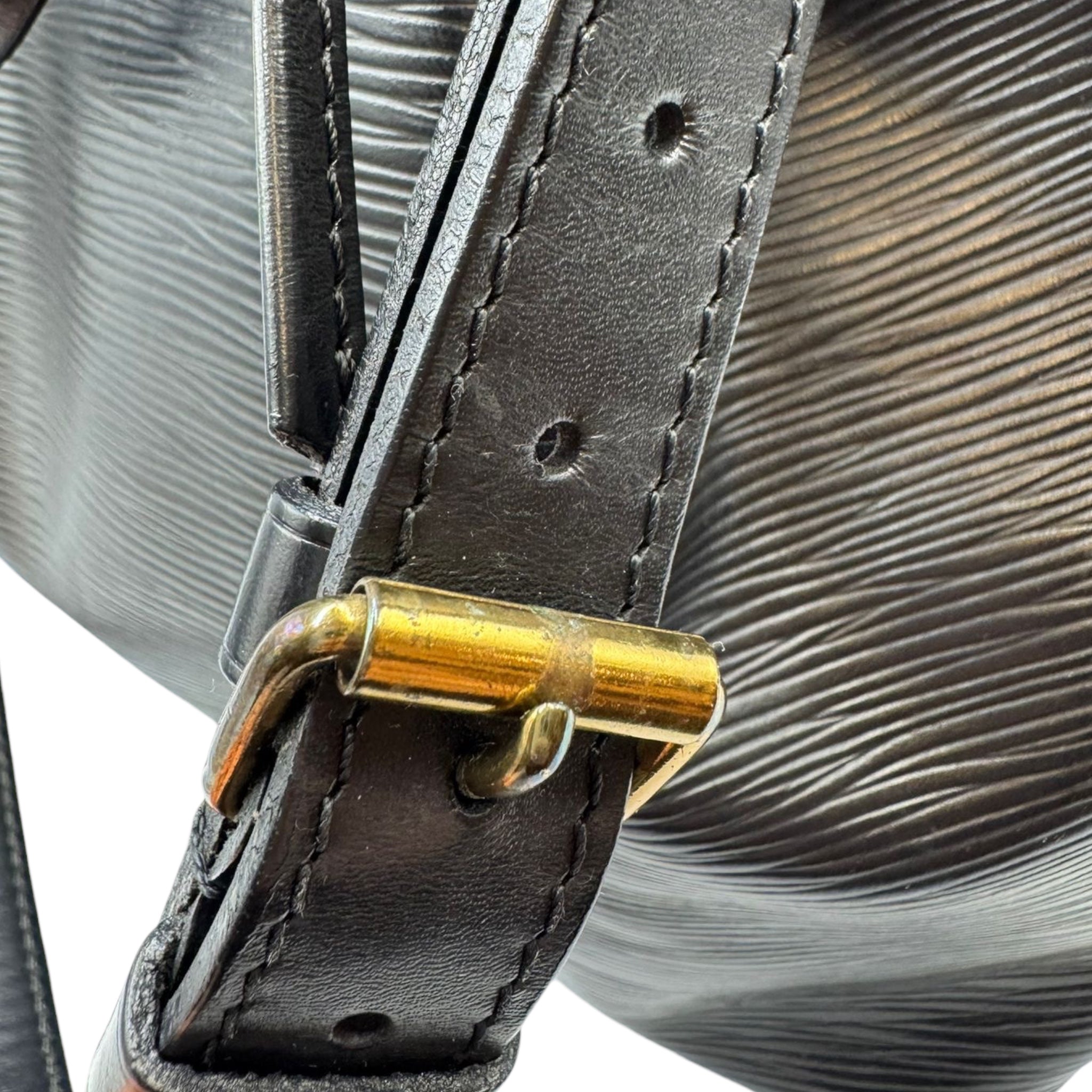 Louis Vuitton Petit Noé Black Epi