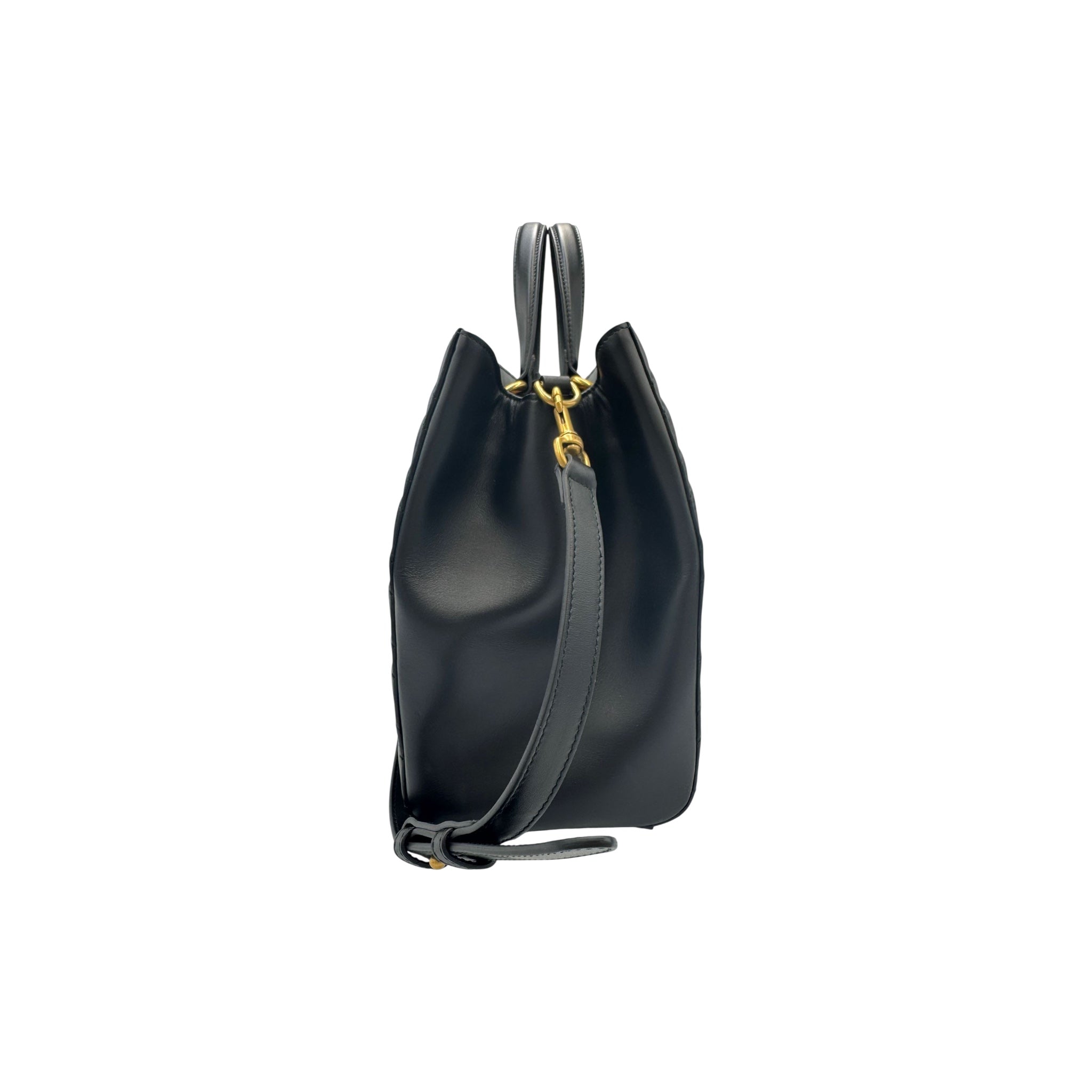 Gucci GG Marmont Tote Bag Medium Black Matelassé Gold