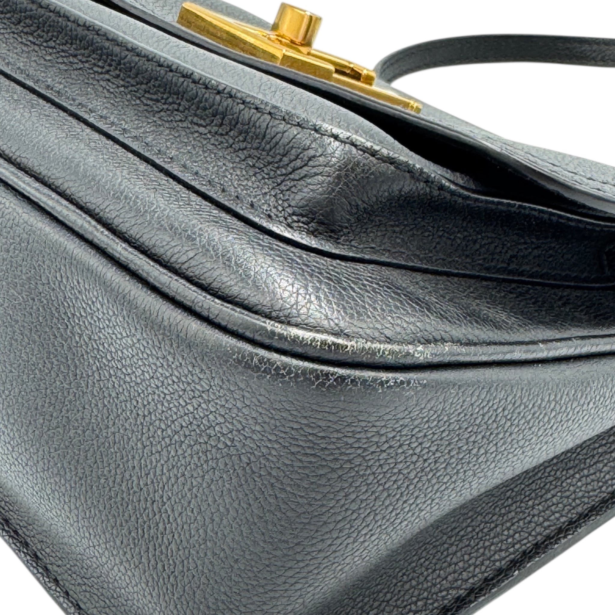 Louis Vuitton Lockme II Black