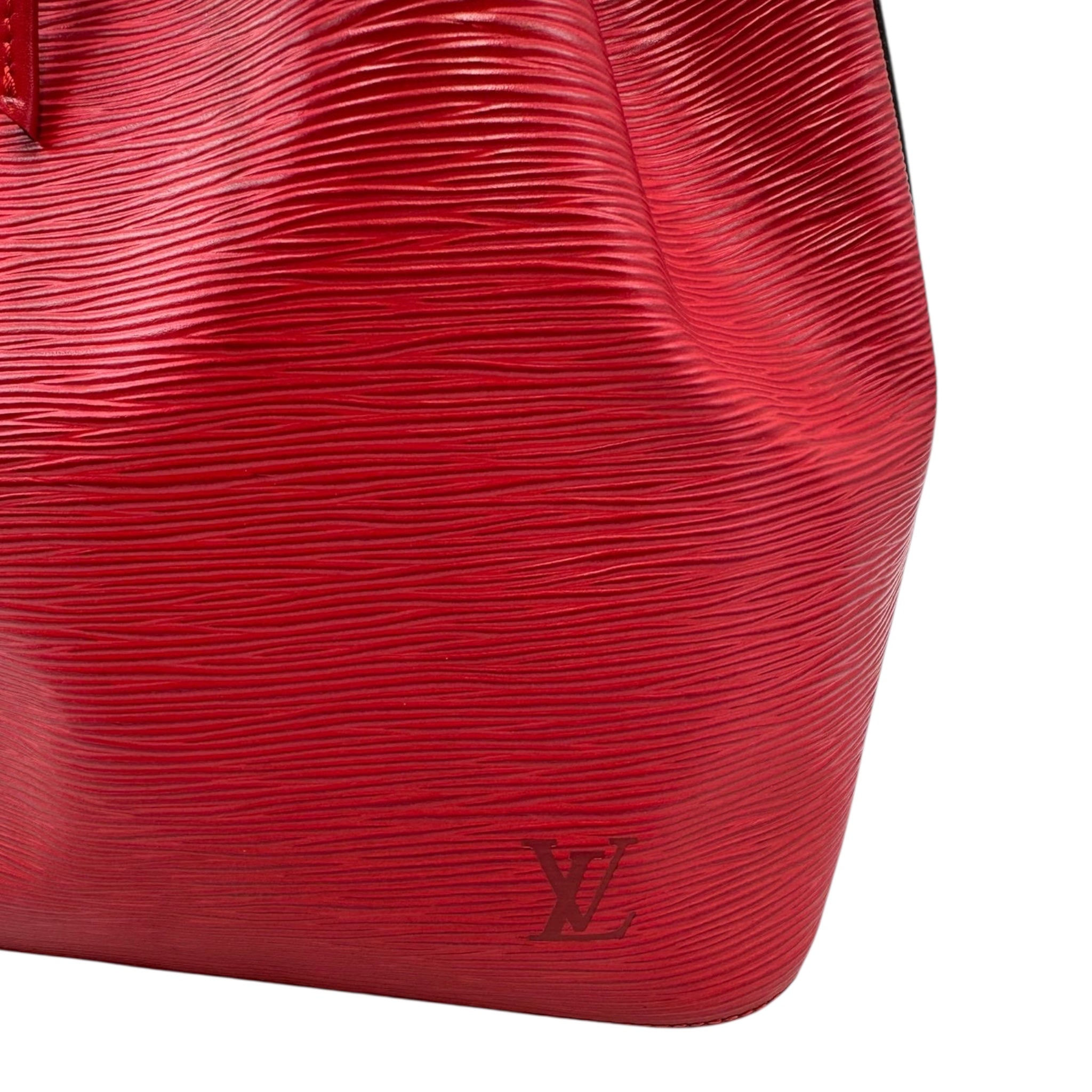 Louis Vuitton Petit Noé Red Epi