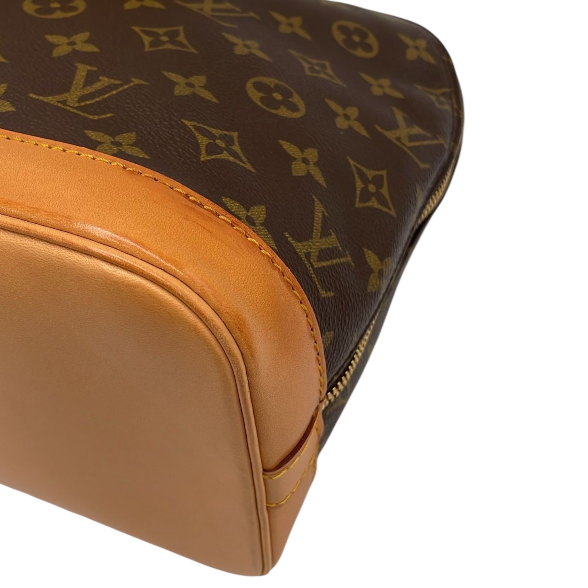 Louis Vuitton Alma MM Monogram Canvas
