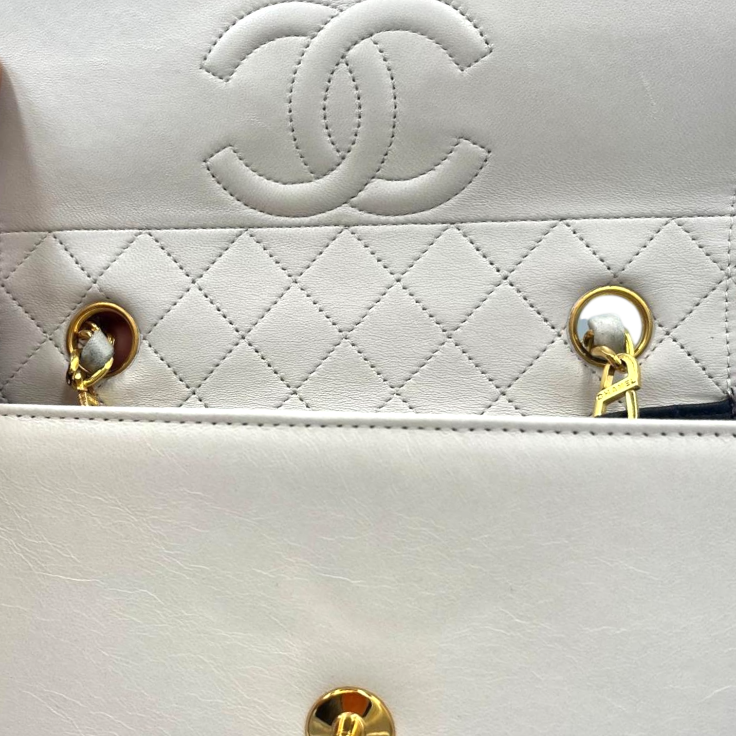 Chanel Trapeze White/Navy Lambskin Gold