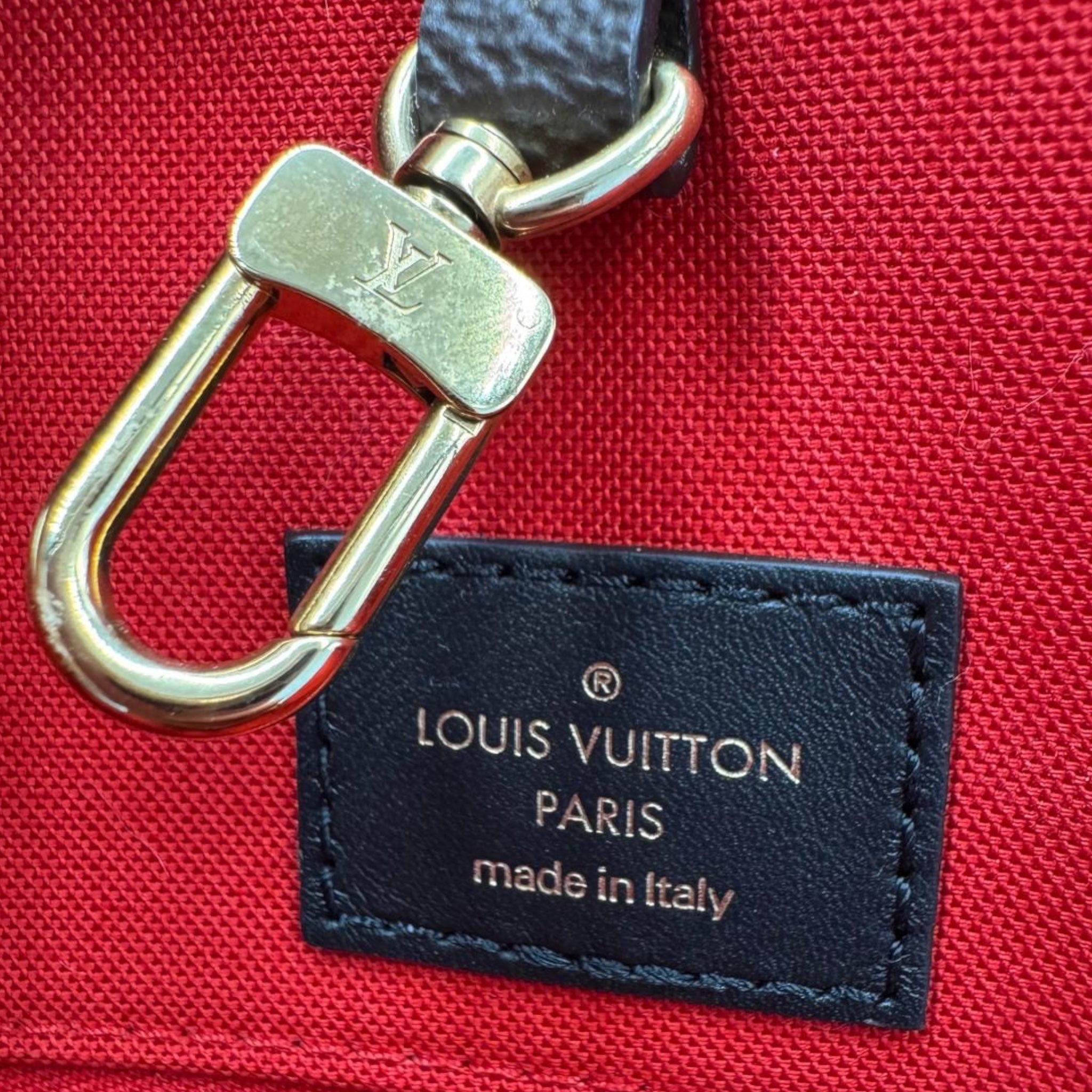 Louis Vuitton Onthego GM Giant Monogram Canvas