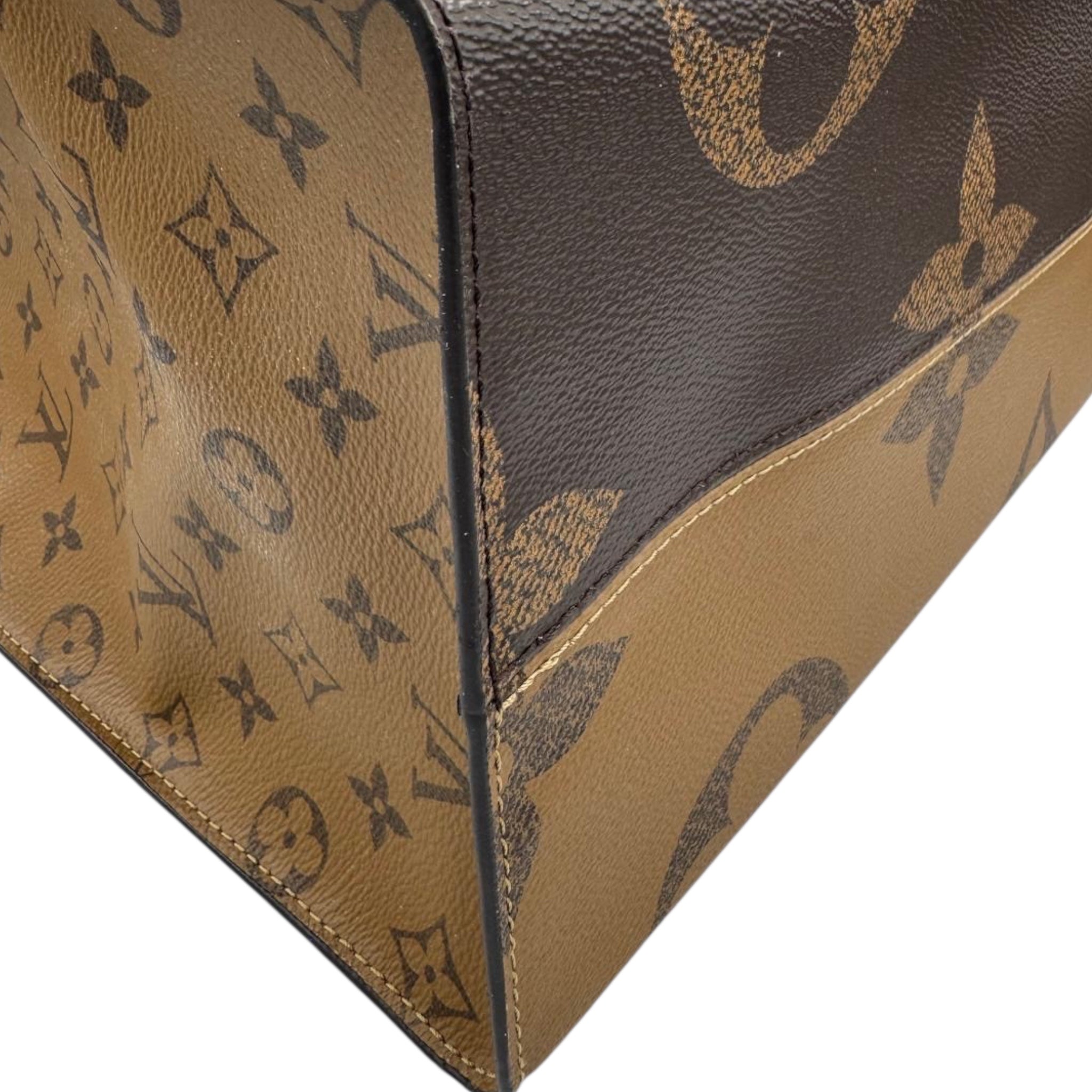 Louis Vuitton Onthego GM Giant Monogram Canvas