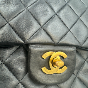 Chanel Classic Double Flap Medium Black Lambskin Gold