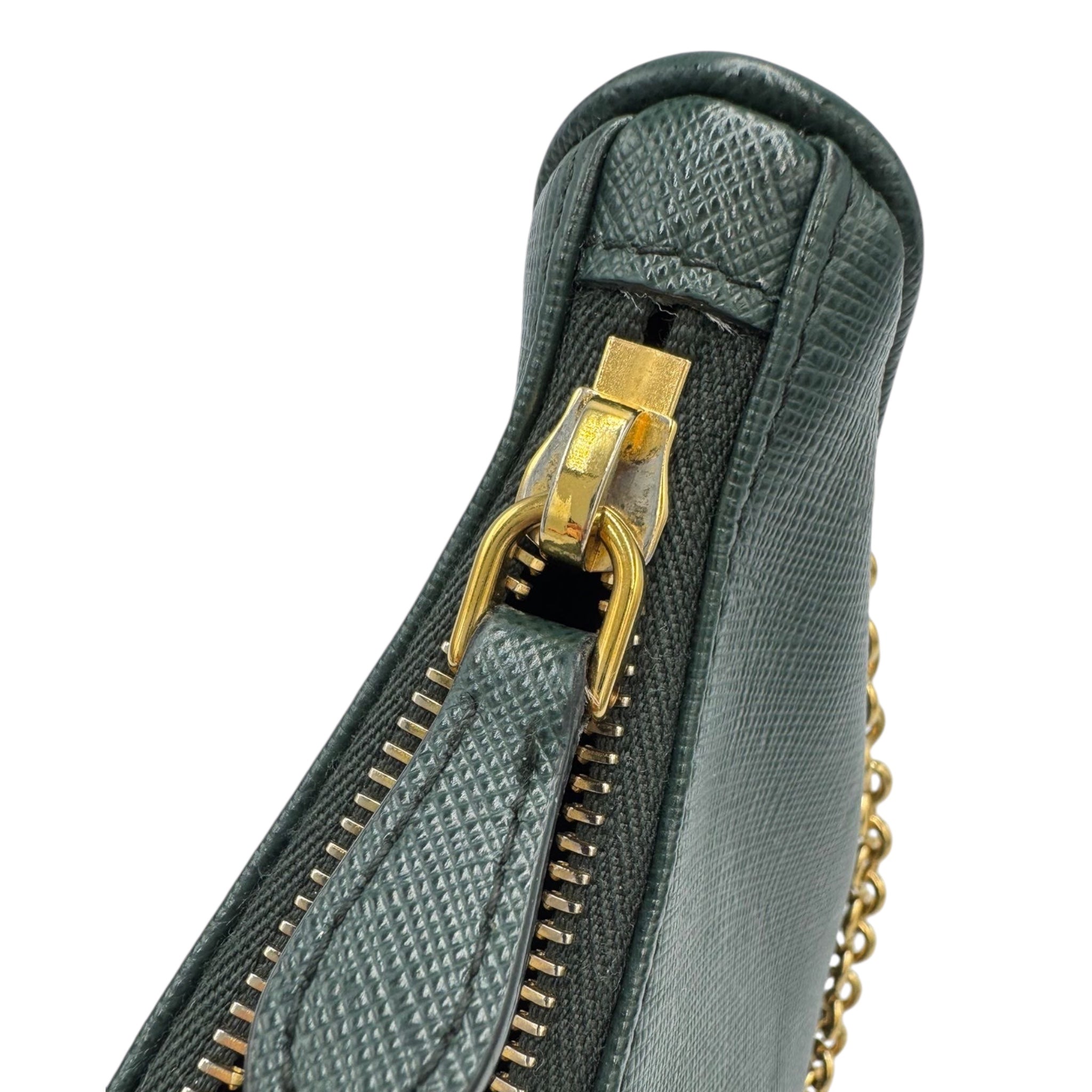 Prada Re-Edition 2005 Dark Green Saffiano Leather