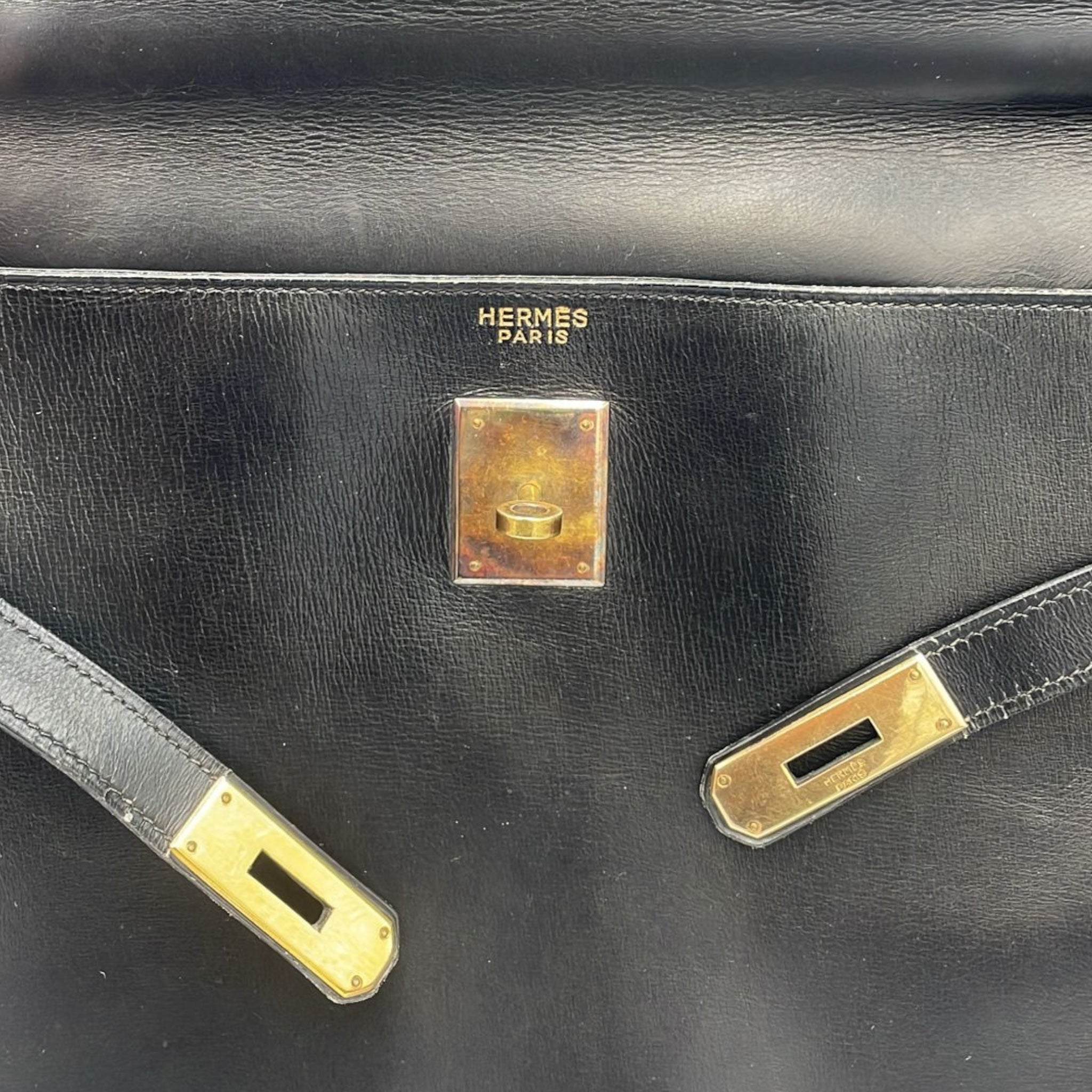 Hermès Kelly 32 Black Box Calfskin Gold