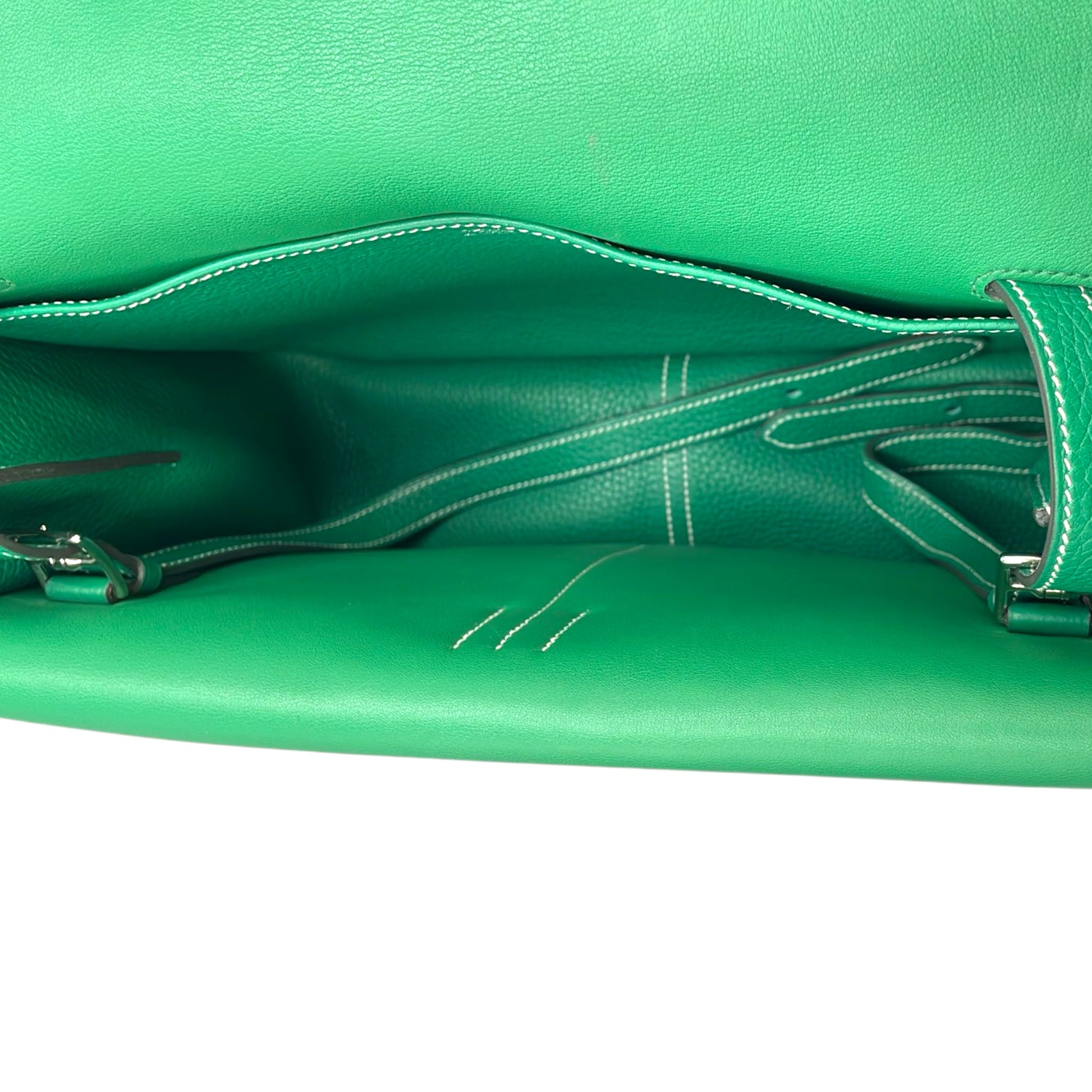 Hermès Halzan 31 Green Clemence