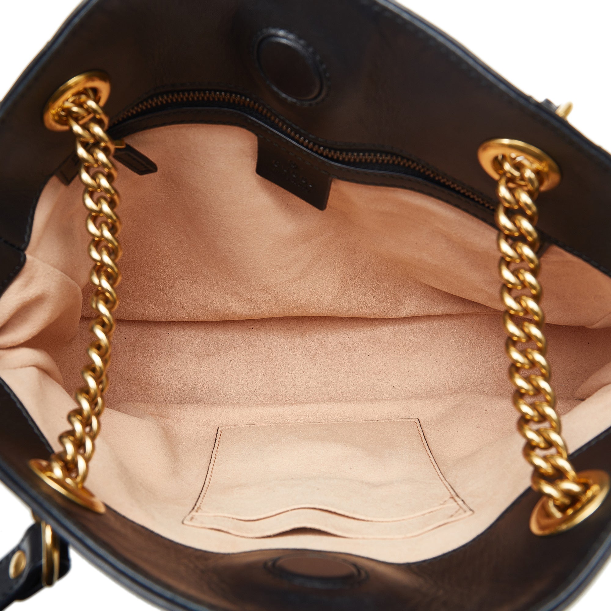 GG Marmont Matelasse Leather Shoulder Bag