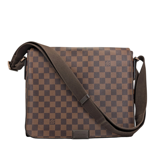 Louis Vuitton District MM Damier Ebene Canvas