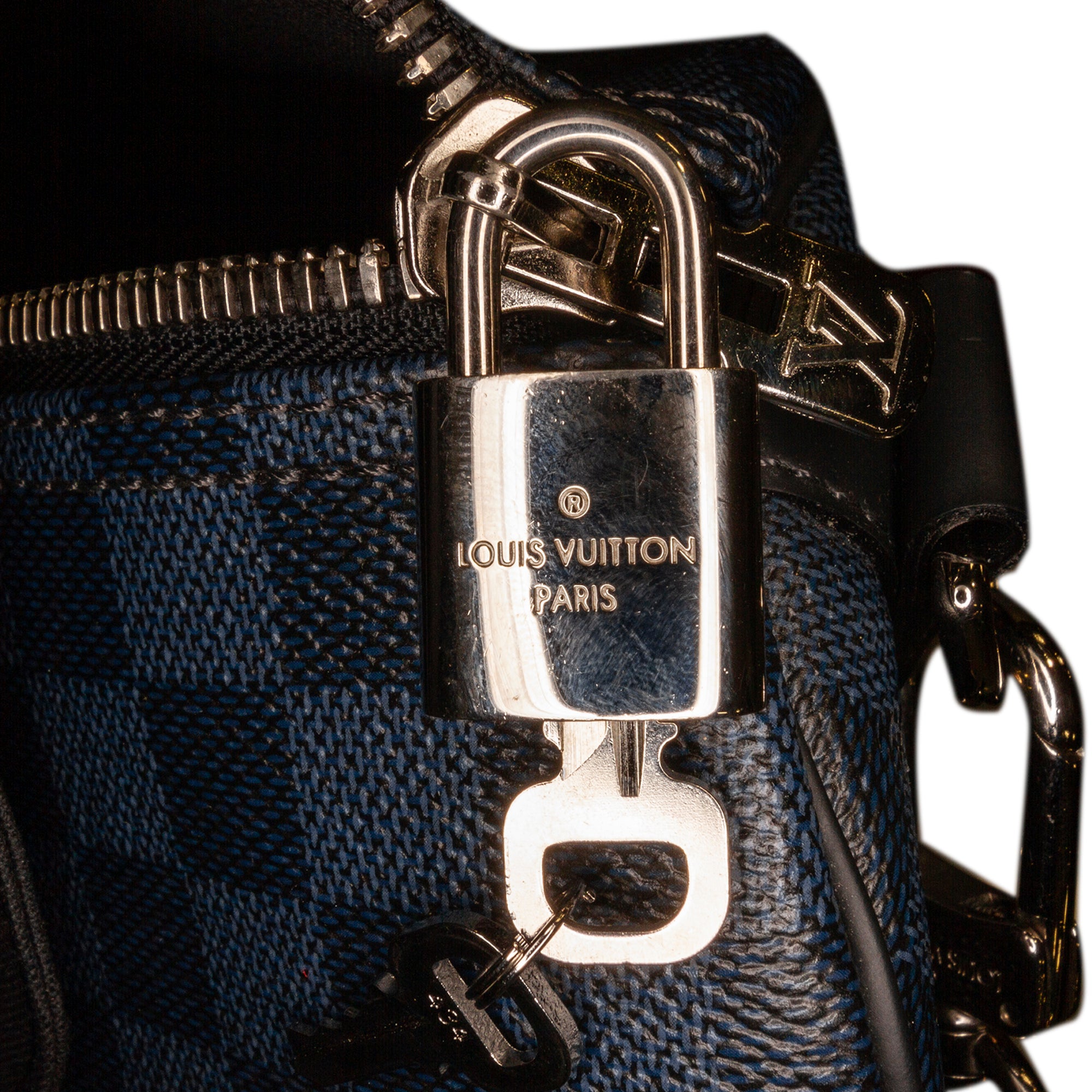 Louis Vuitton, Bags, Keepall Jungle Bandouliere 55 Damier Cobalt Canvas