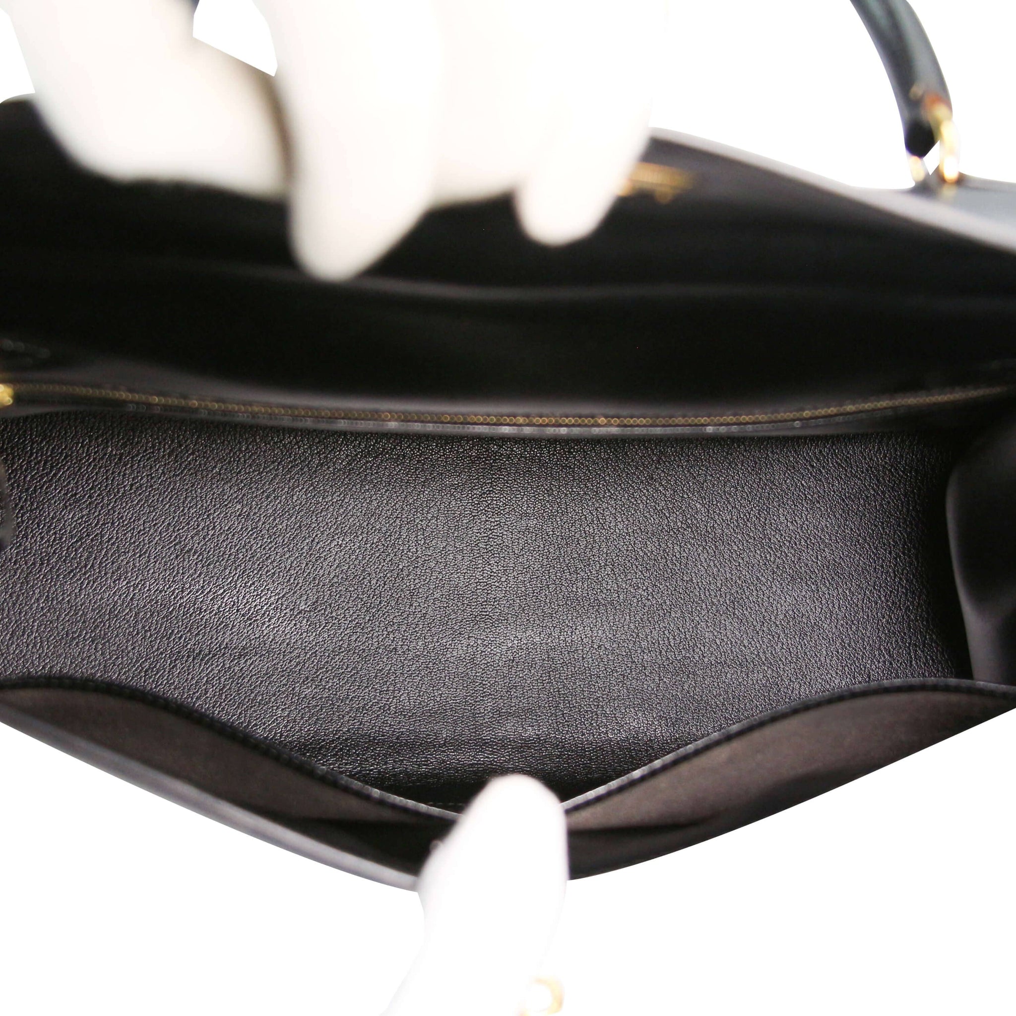 Hermès Kelly 35 Black Boxcalf Gold - Secondhandbags AG