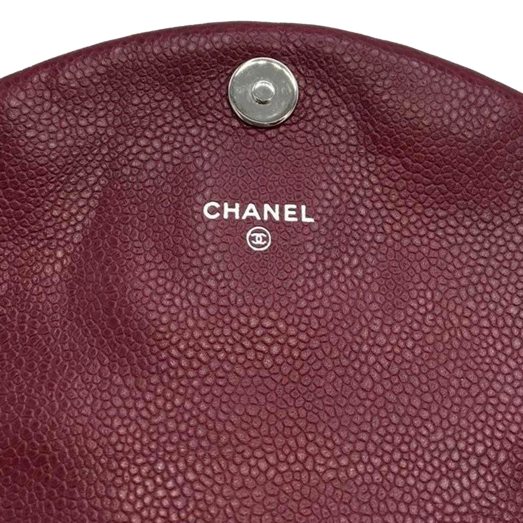 Portefeuille Chanel Half Moon sur la chaîne rouge Caviar