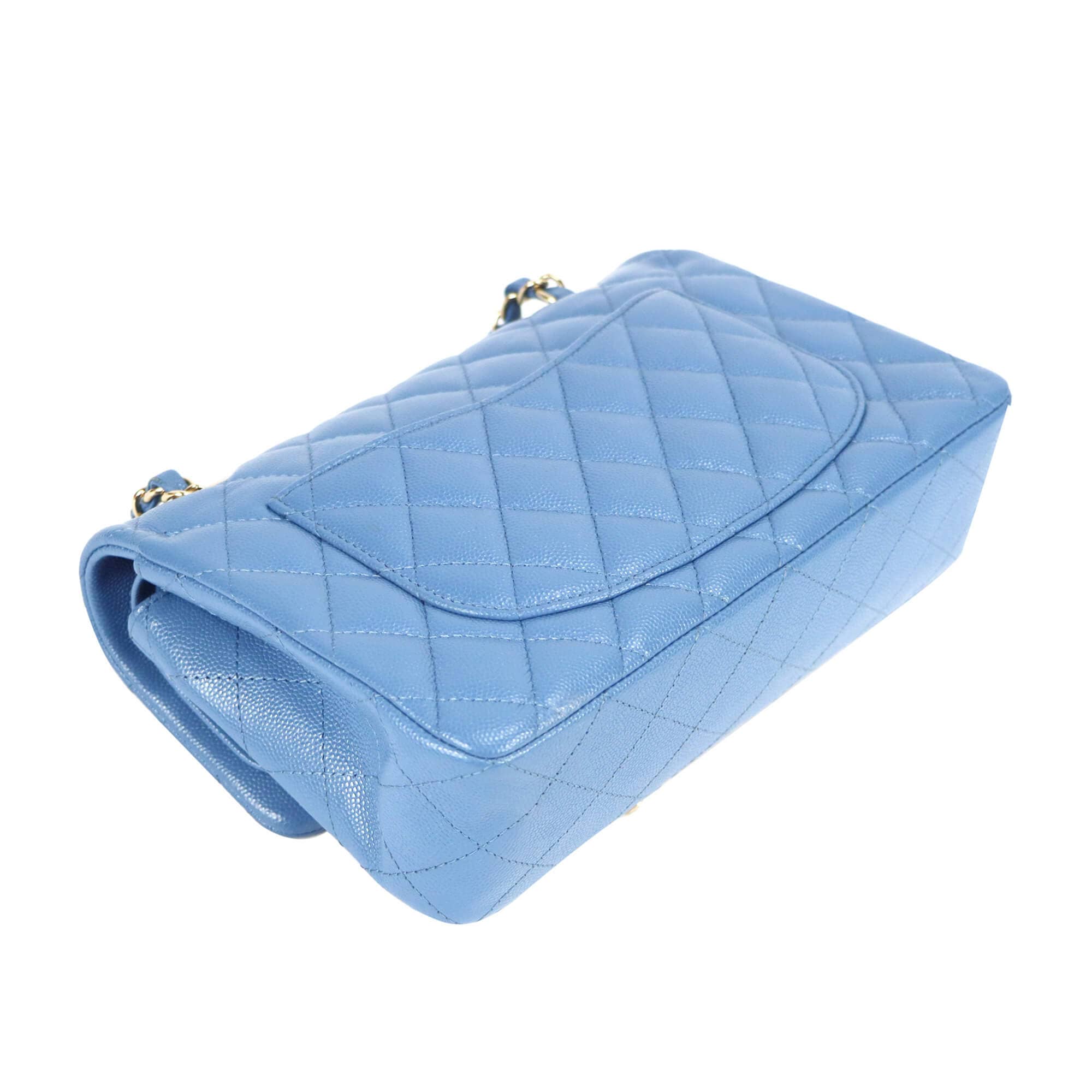 Chanel Classic Double Flap Small Blue Caviar Oro chiaro