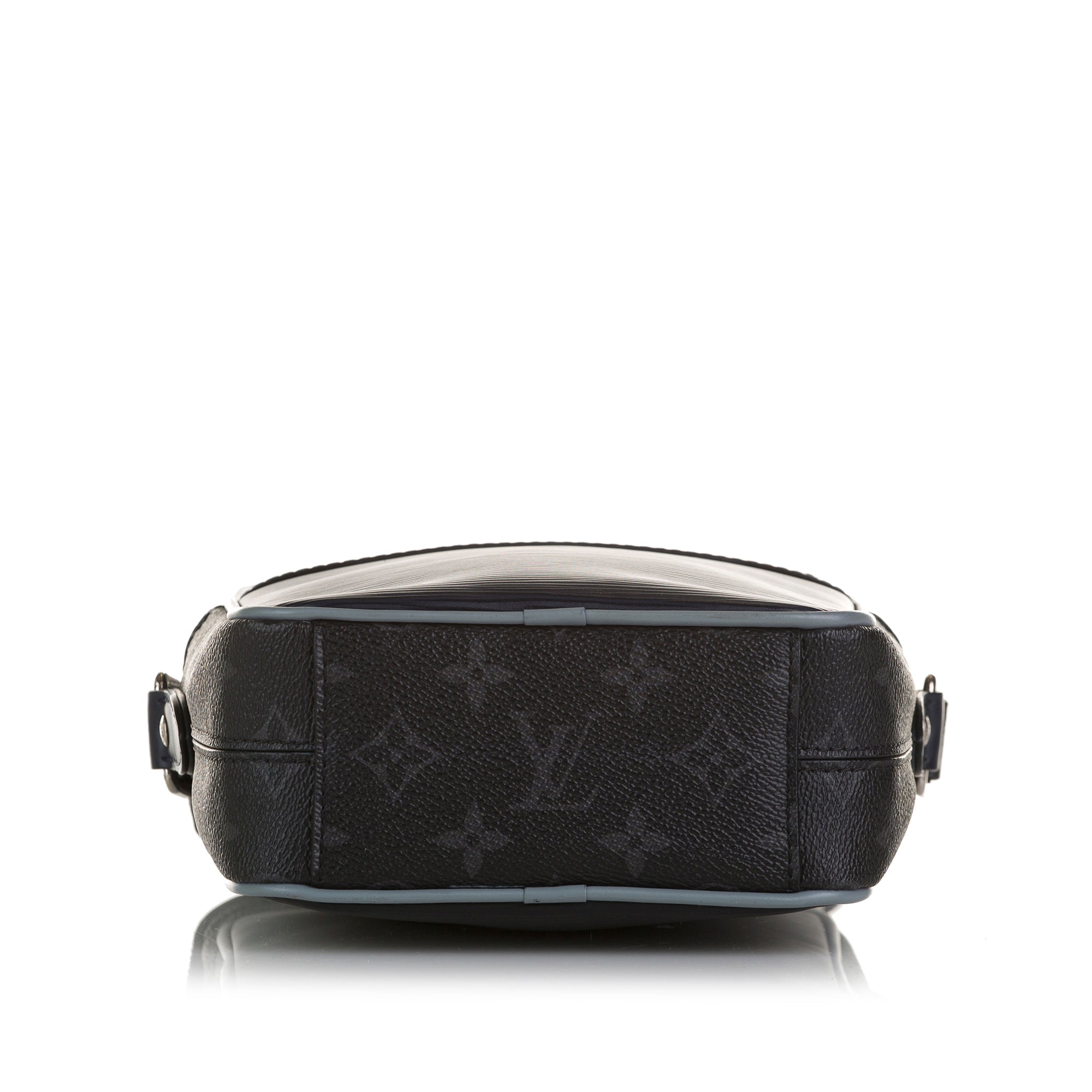 Louis Vuitton Epi Monogram Danube PM (SHG-F3PEAL) – LuxeDH